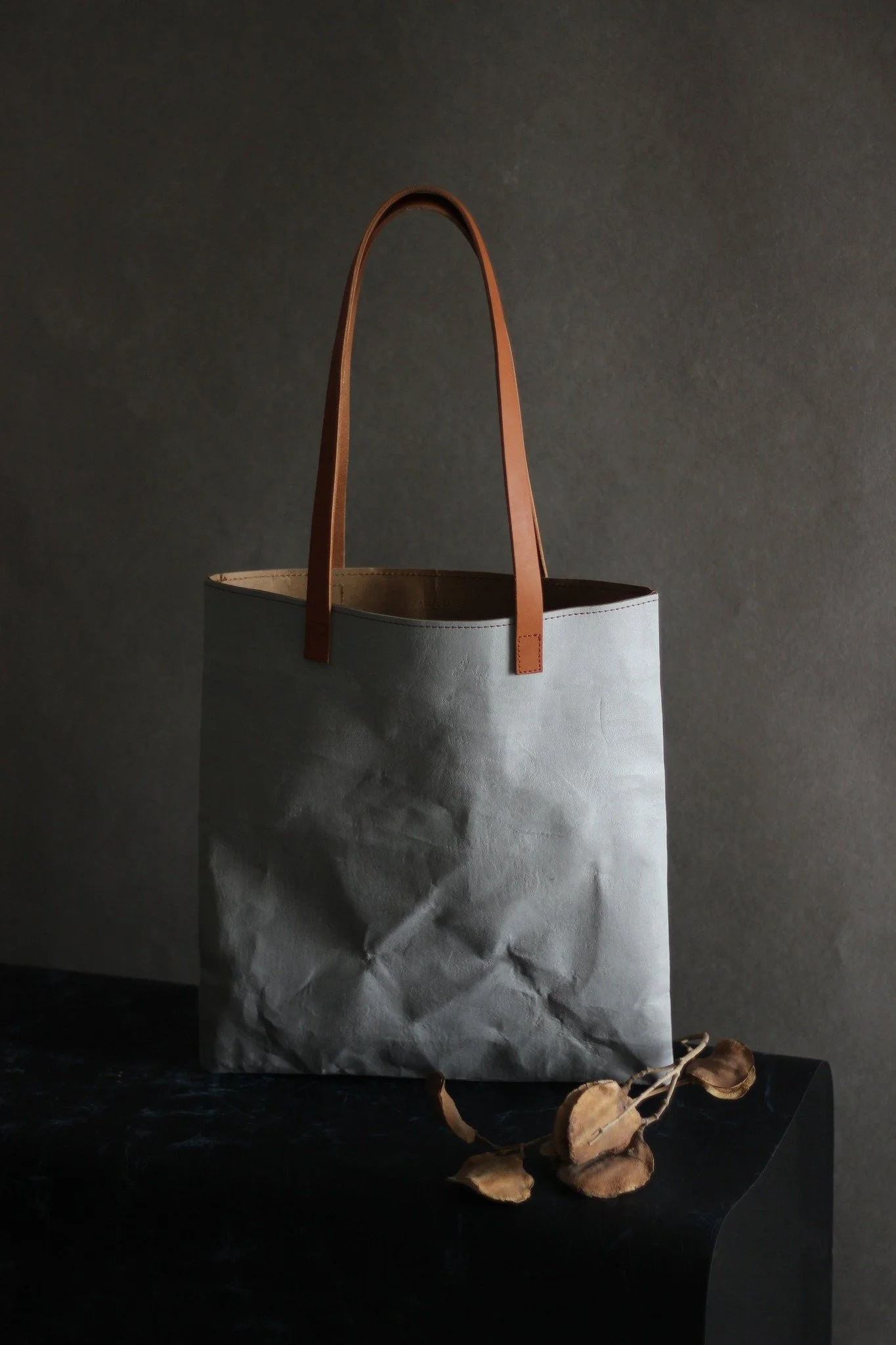 SLEEVE Concrete & Paper Tote Bag