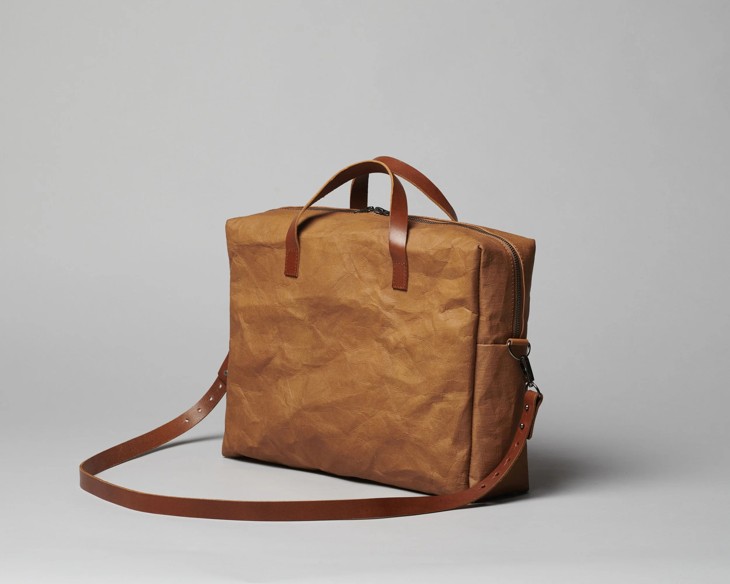 DIPLOMAT Plant Dyed Paper 2WAY Bag