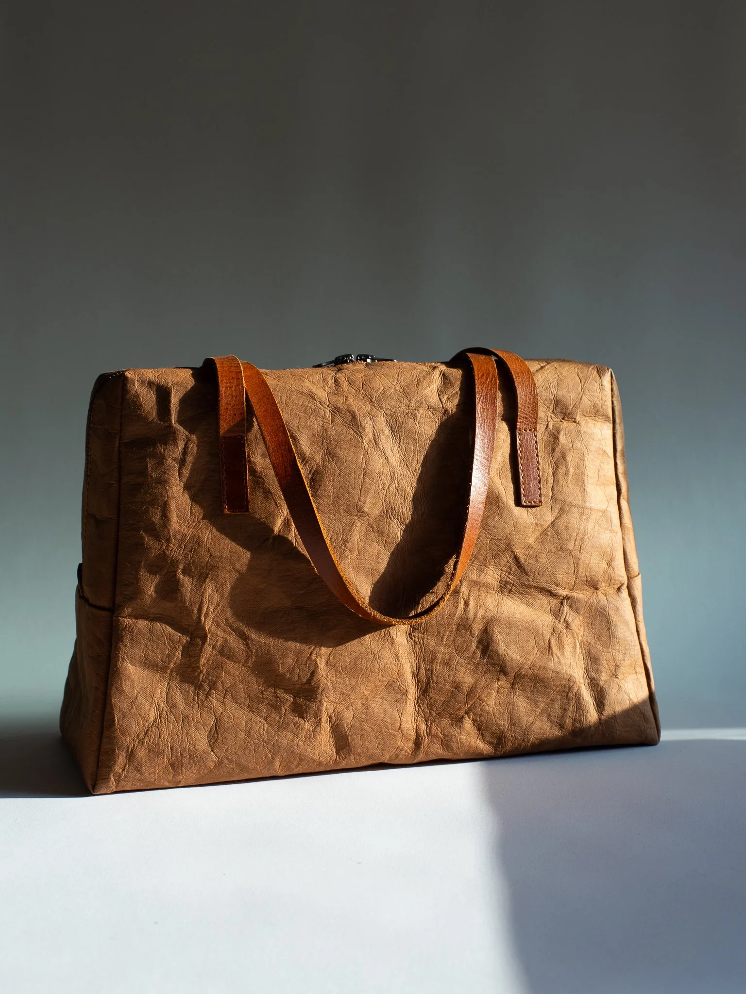 AGENT Plant Dyed Paper Boston Bag