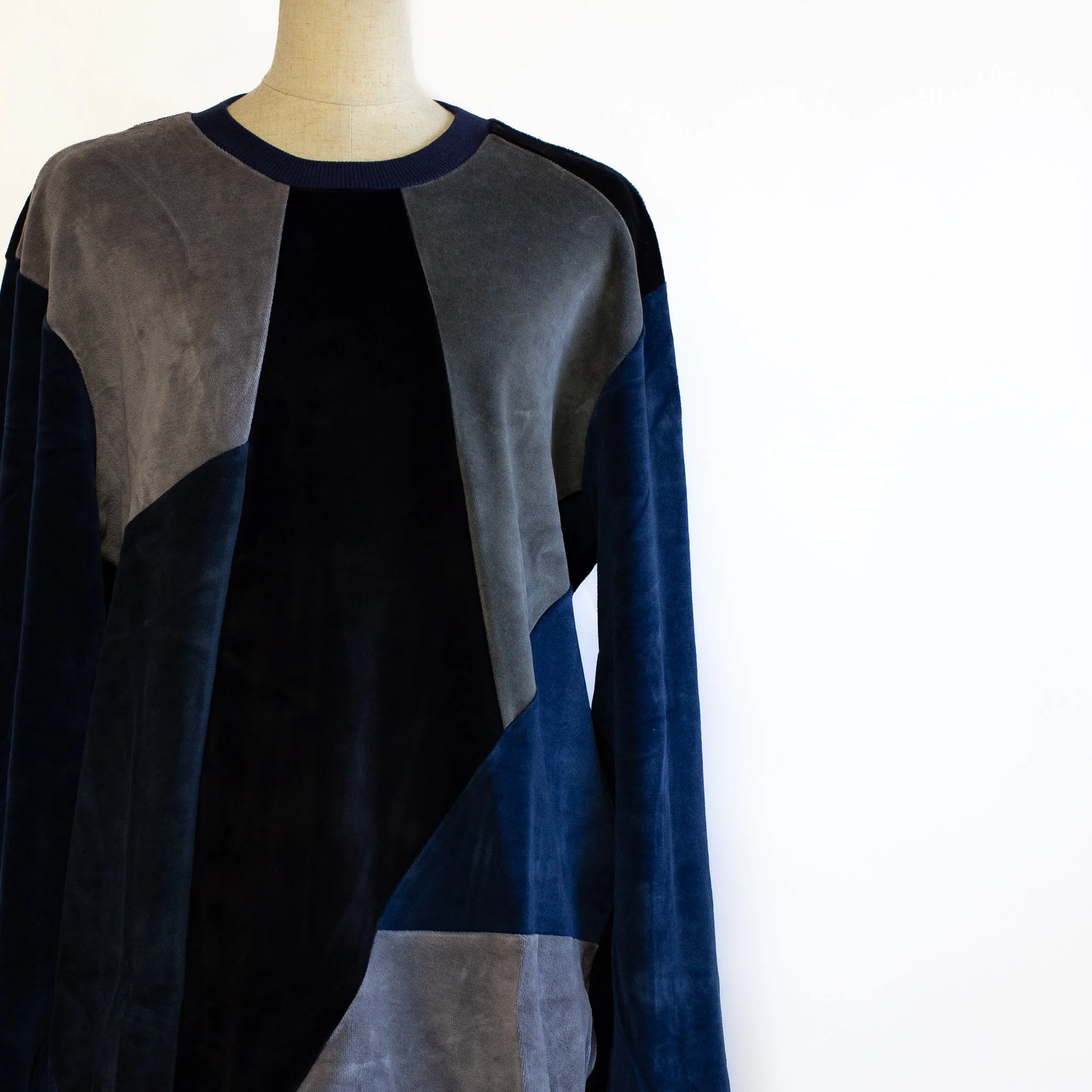 CROOKED - Designers Patchwork Sweatshirt (デザイナーズ パッチワーク スウェットシャツ) (Copy)