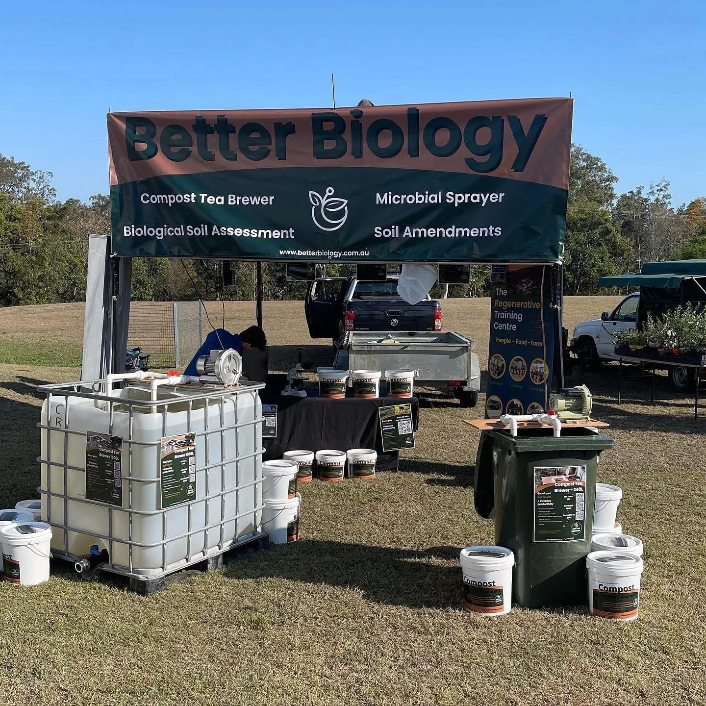 When you&rsquo;re a farmer, particularly a flower farmer, soil health is a priority. And as I&rsquo;m still really new to growing and learning everyday I like to surround myself with experts. 

So let me introduce Todd from @better.biology He will be