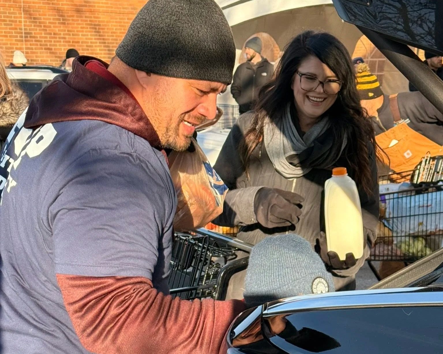 Central Ohio Union Volunteers Pack Food For 3,500 Families For The Holidays&nbsp;