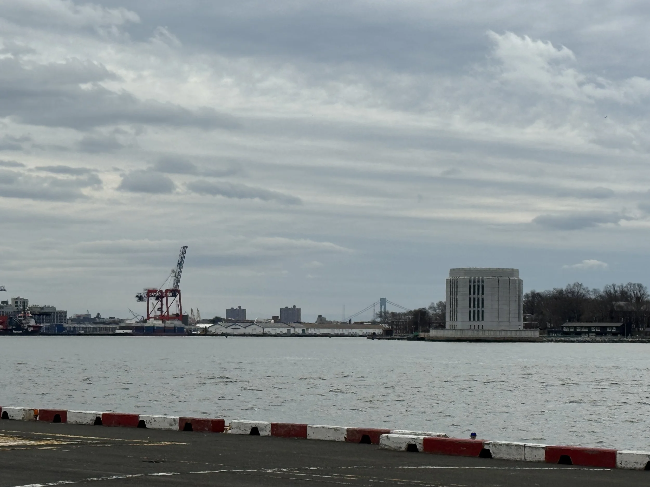helipad_waterfront_IMG_7810.JPG
