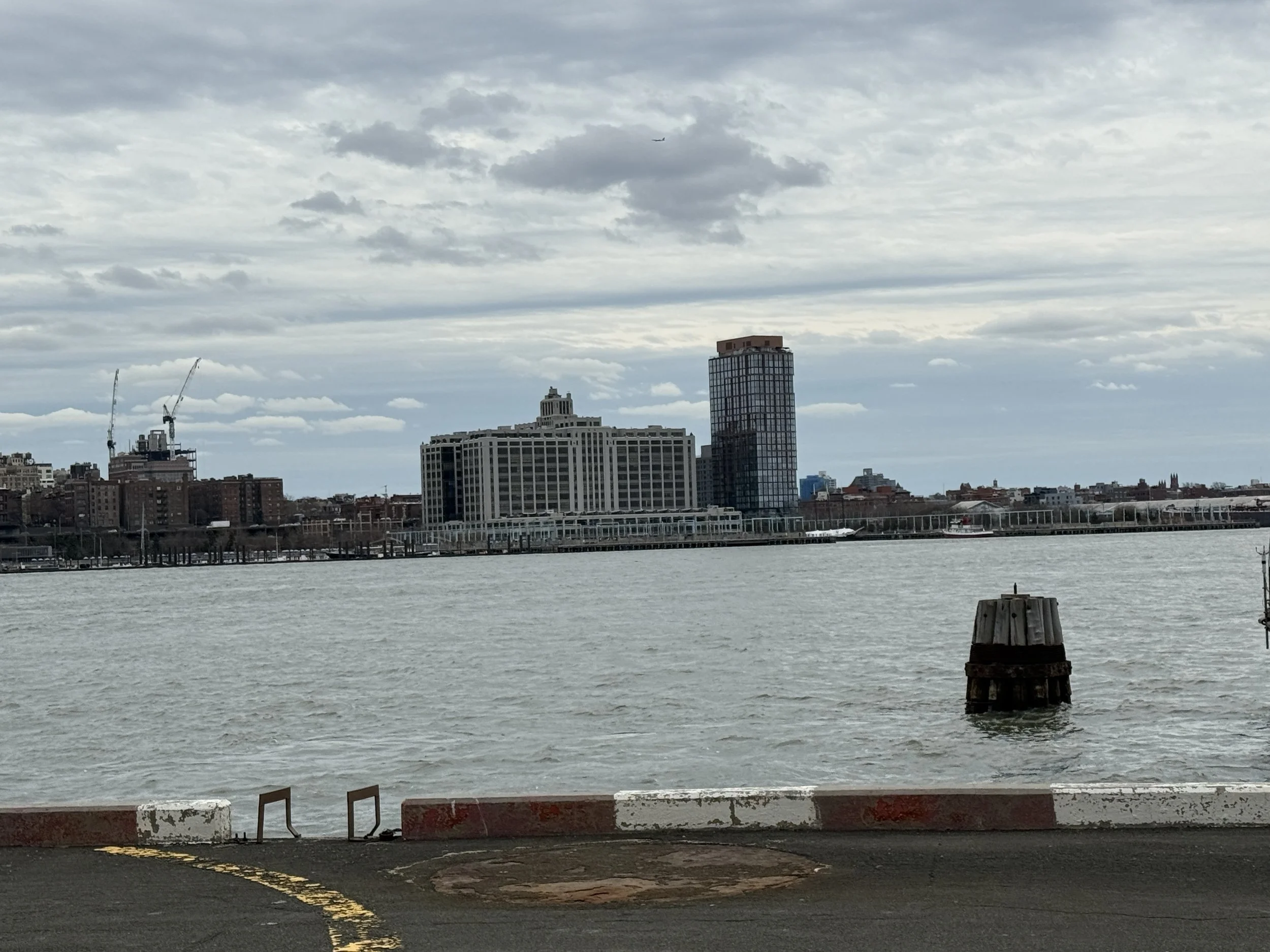 helipad_waterfront_IMG_7813.JPG