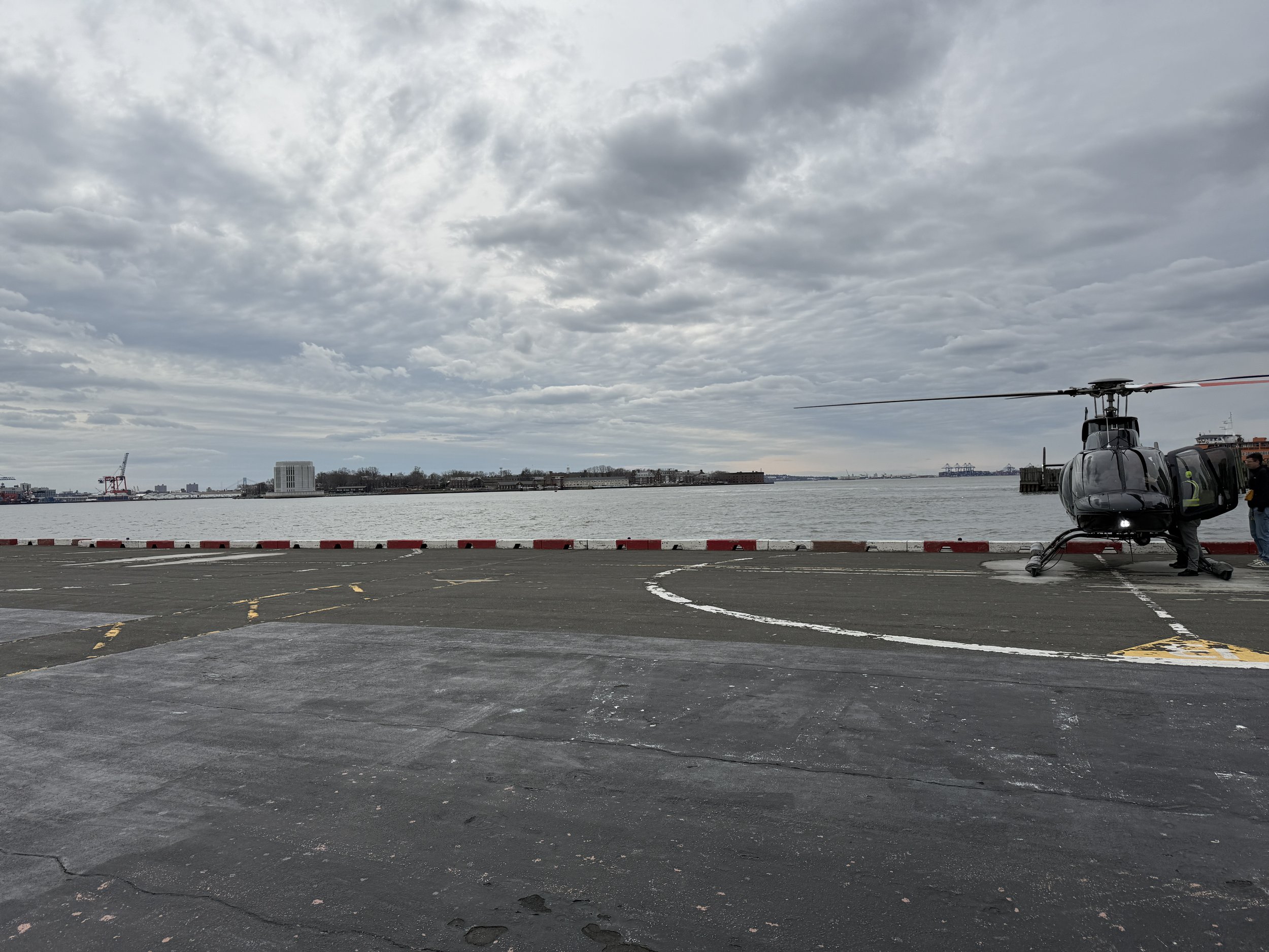 helipad_waterfront_IMG_7806.JPG