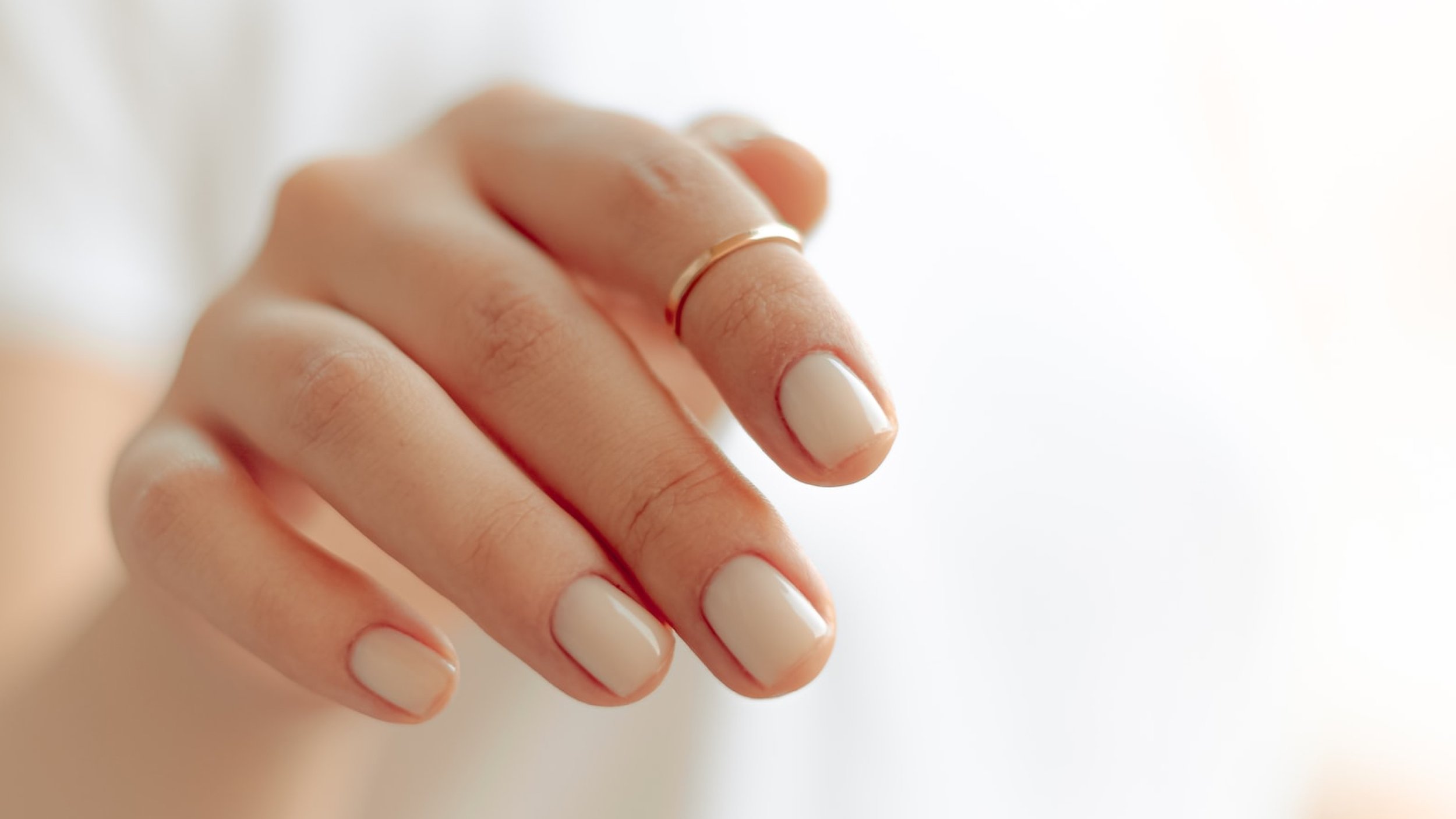 18 Chic Wedding Nail Art Ideas Beyond Just a Classic French