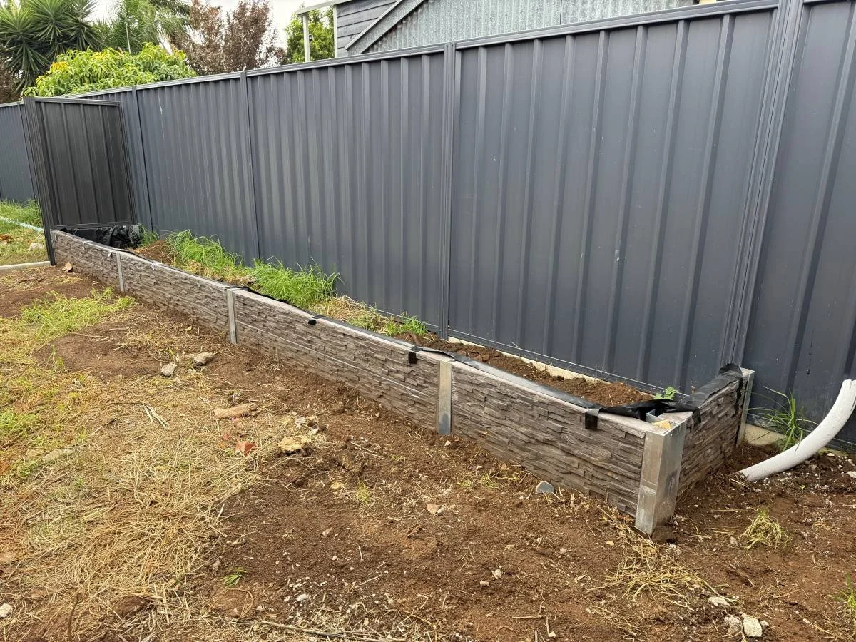Good Neighbour and Retaining wall in Garden installation