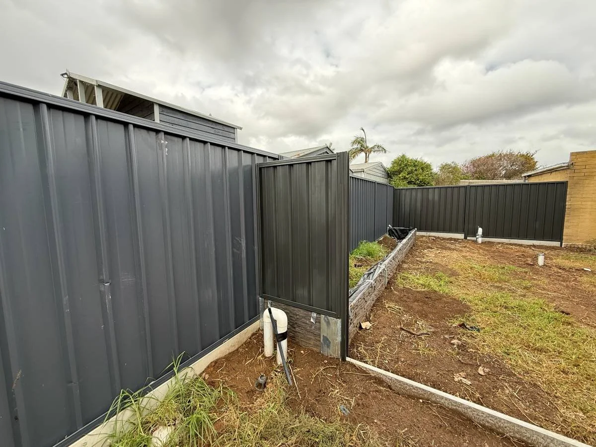 goodneighbour and retaining wall in garden-