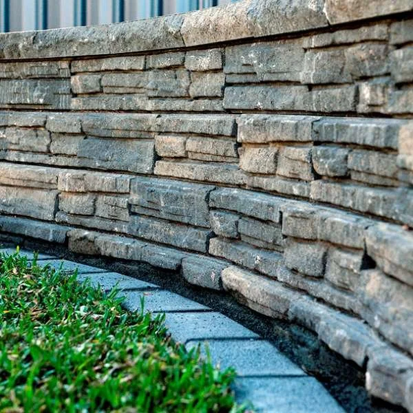 Flagstone Retaining Wall