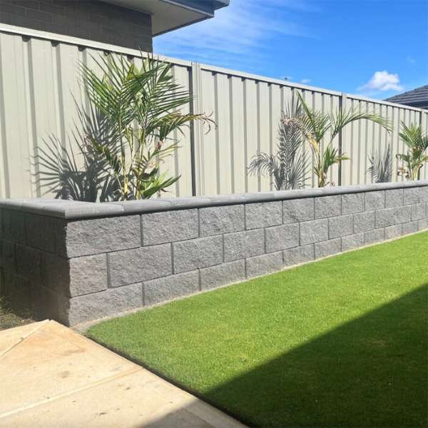 Easy-Wall-Block-Garden-Retaining-Wall-Charcoal-700x700.jpg