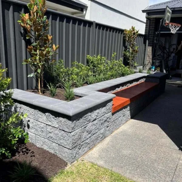 Easy-Wall-Garden-Wall-with-seating-Charcoal-Rosewall-Landscaping-700x700.jpg
