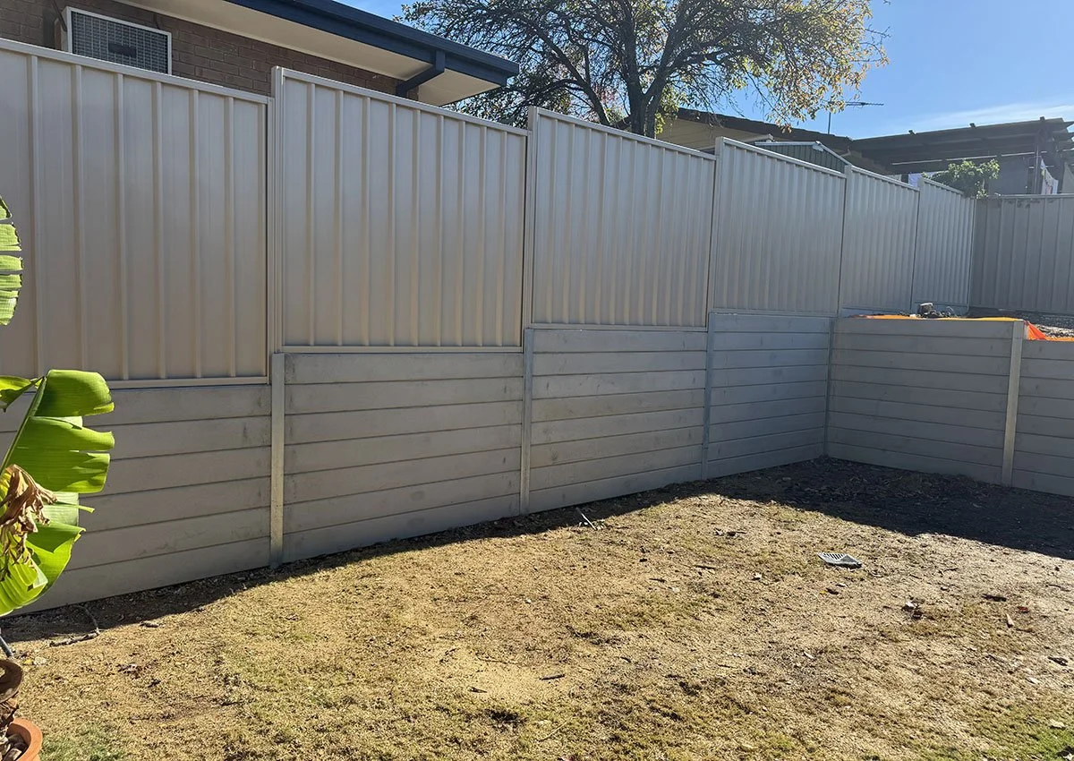 Concrete retaining wall in Gawler East by Reltona