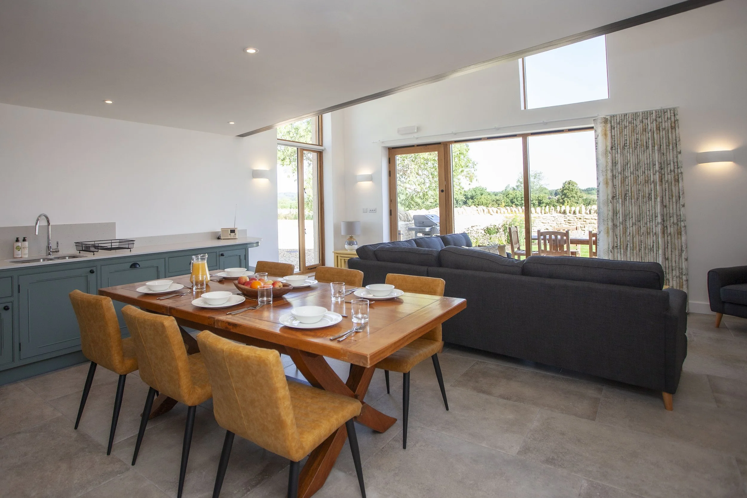 Open plan kitchen, dining and lounge