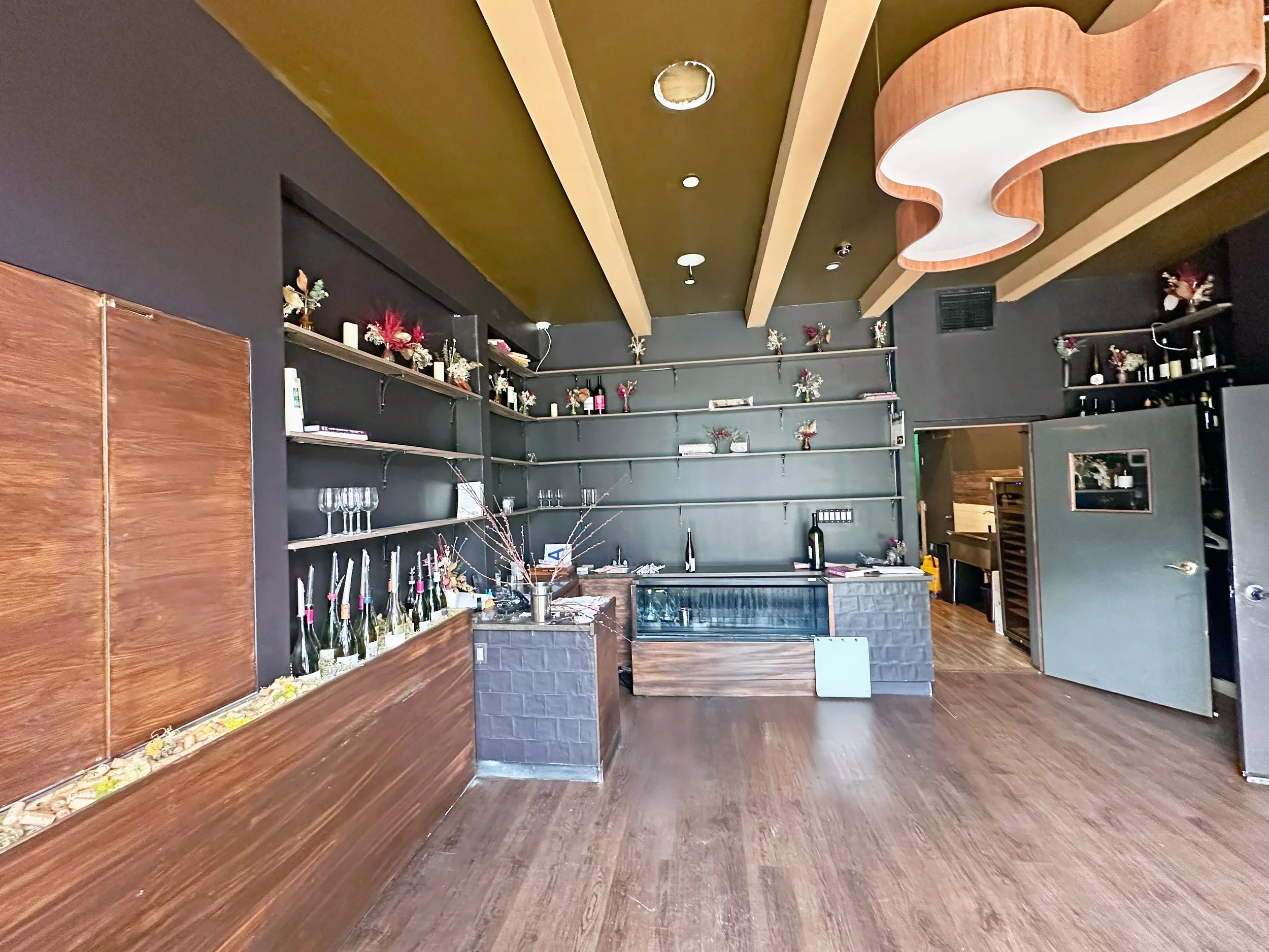 52 N11th - Interrior- 5.jpg