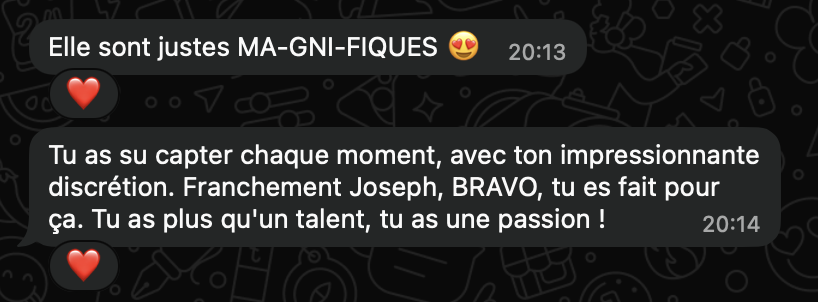 Capture d'écran d'une conversation de messagerie texte en français, avec des messages exprimant compliment et admiration, accompagnés de emojis cœur rouge, visage aimé, et cœur rouge.