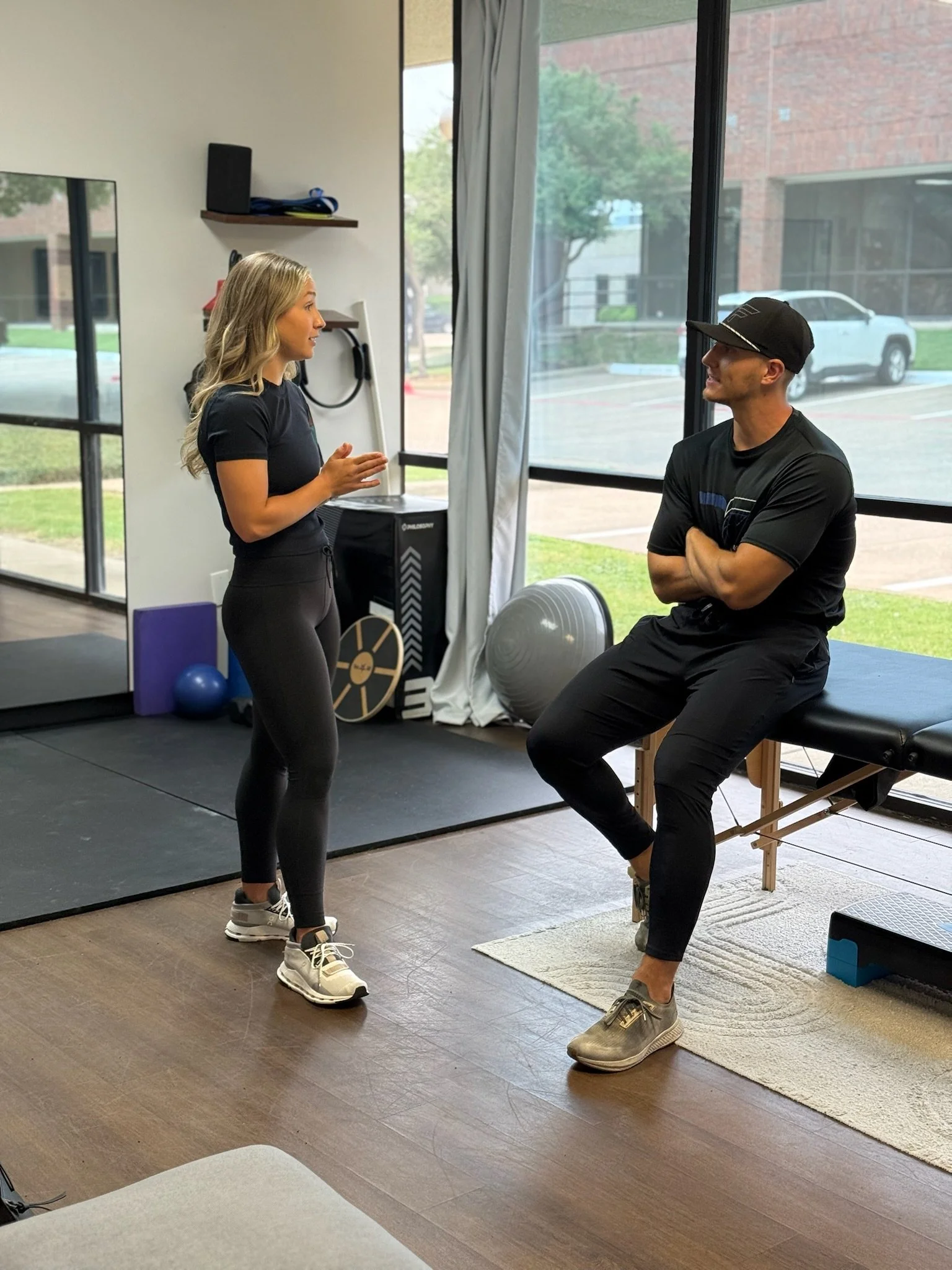 “Powerhouse Physical Therapy treatment session — one-on-one orthopedic and performance PT”