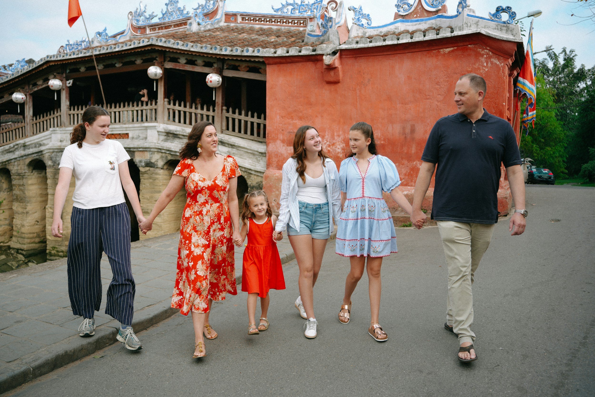 Expatriate family living abroad speech services