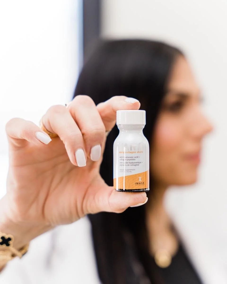 Collagen Shots - Drink the Glow!➖

YANA is a revolutionary beauty liquid and collagen supplement that works from the inside out to help restore the essential elements for healthy-looking skin. Formulated with a highly concentrated blend of hyaluronic