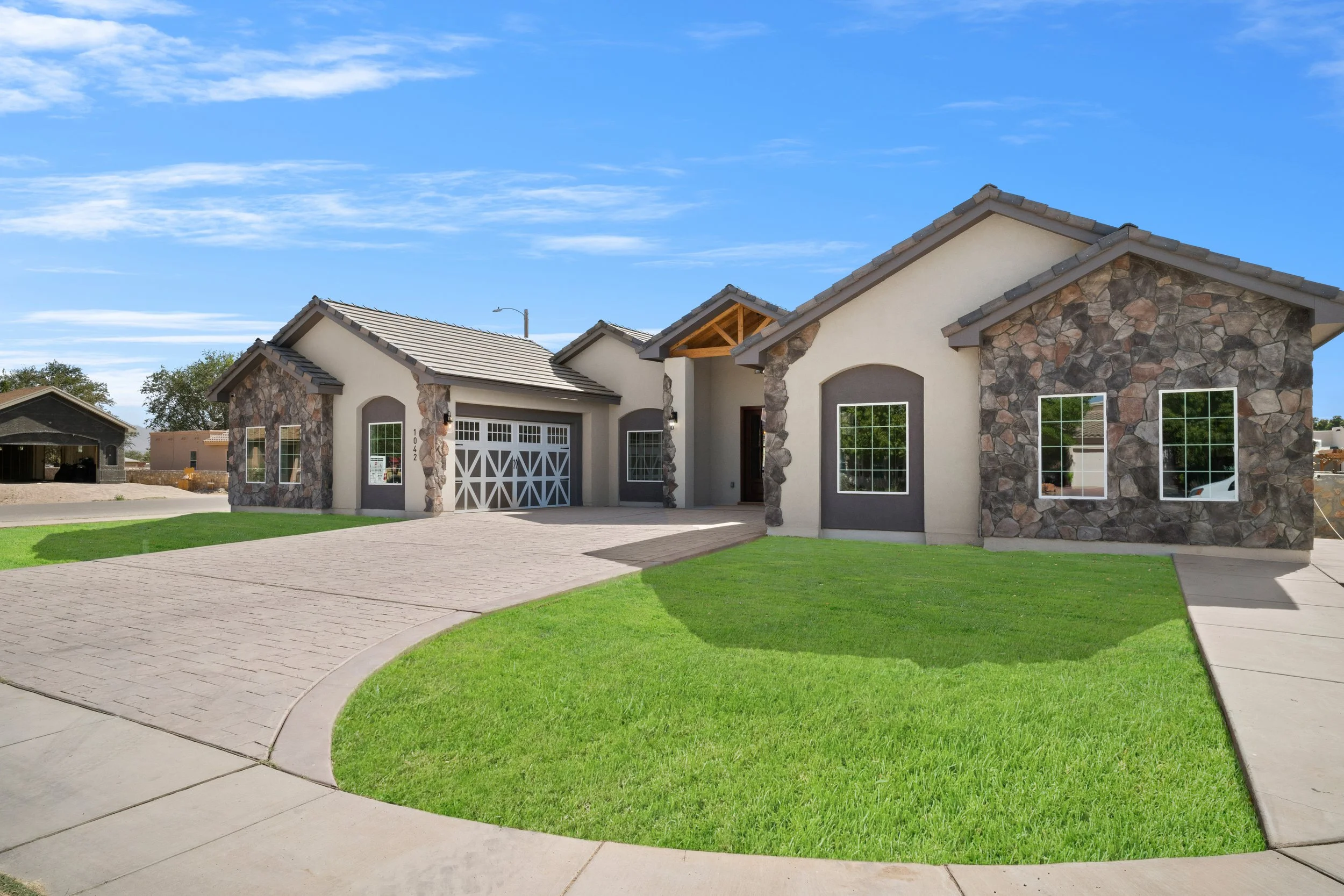 1042 Castillo Court 3.jpg