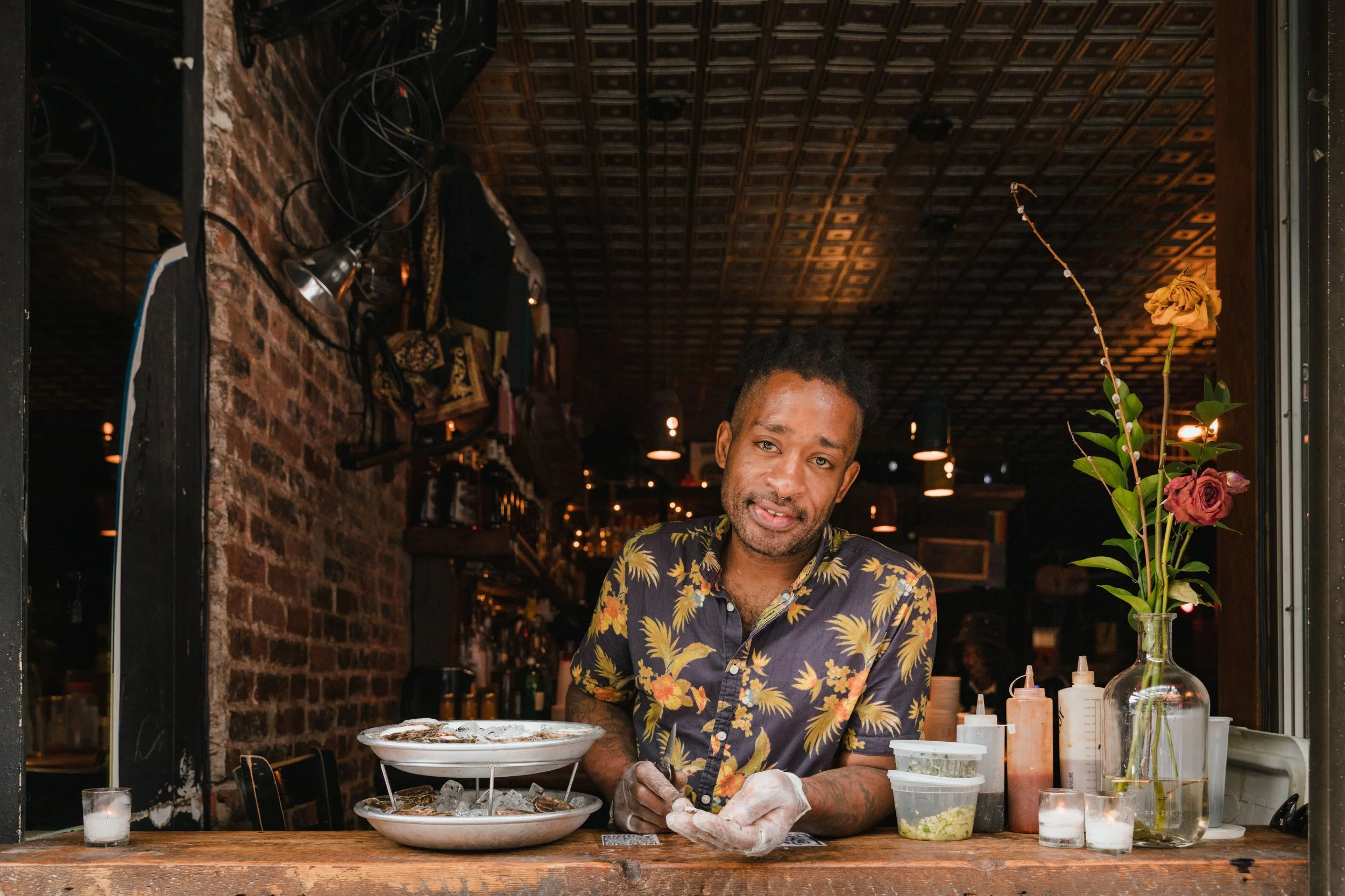 Why Your Small Restaurant Loses Employees to Chains