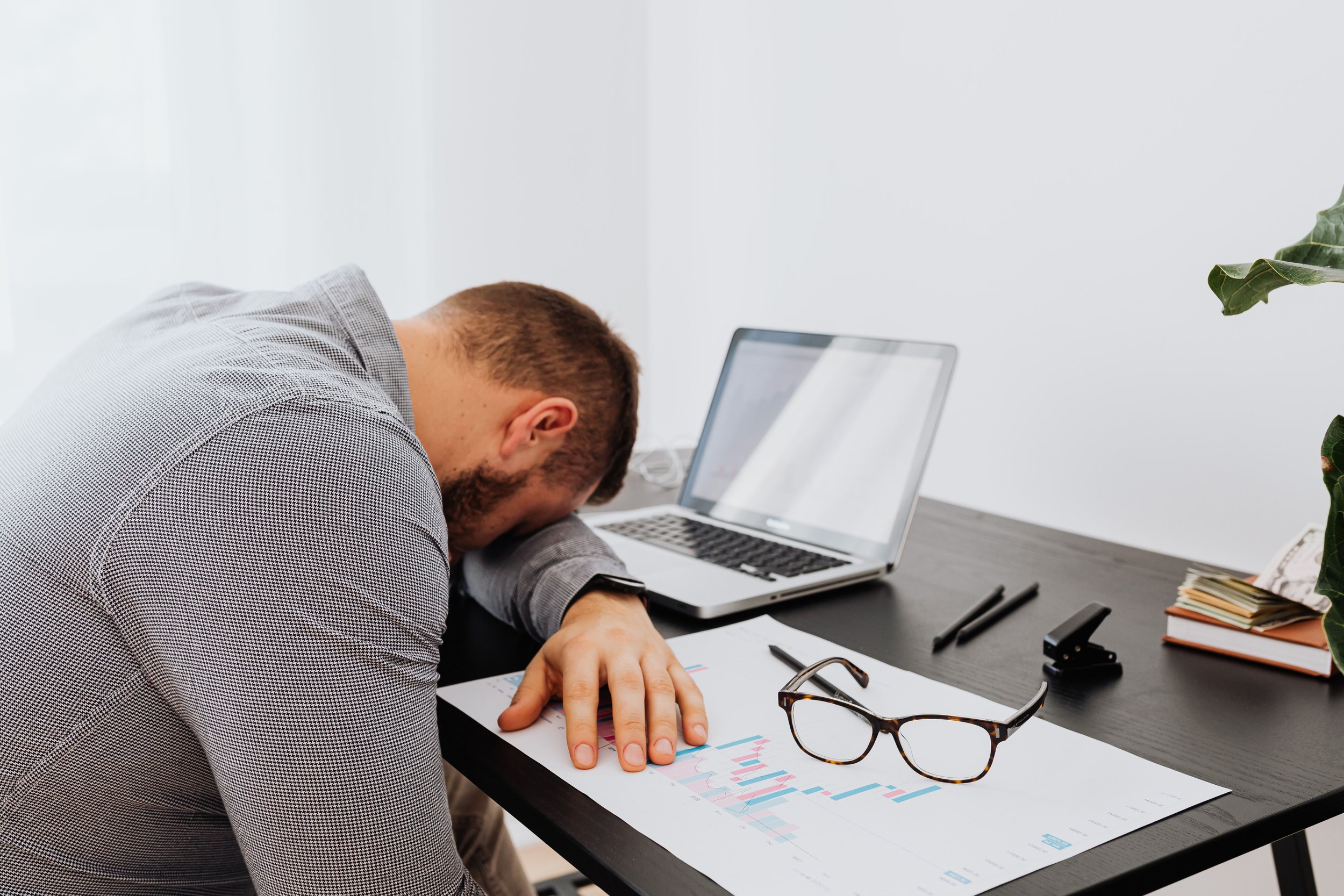 How to Prevent Employee Burnout During Summer Months