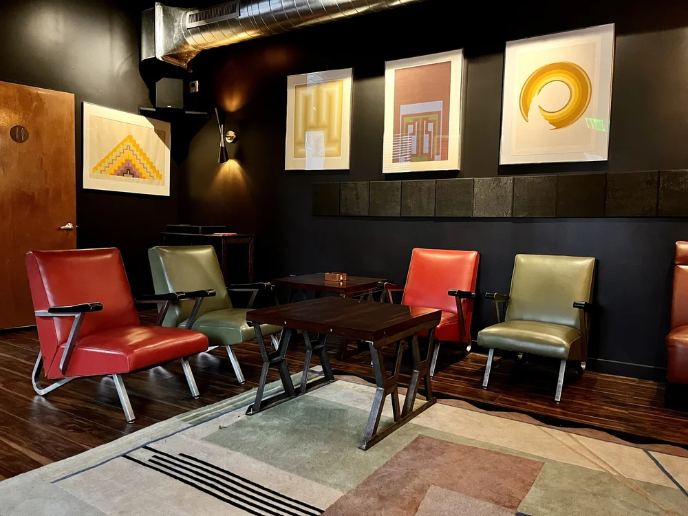 Bar photo 2