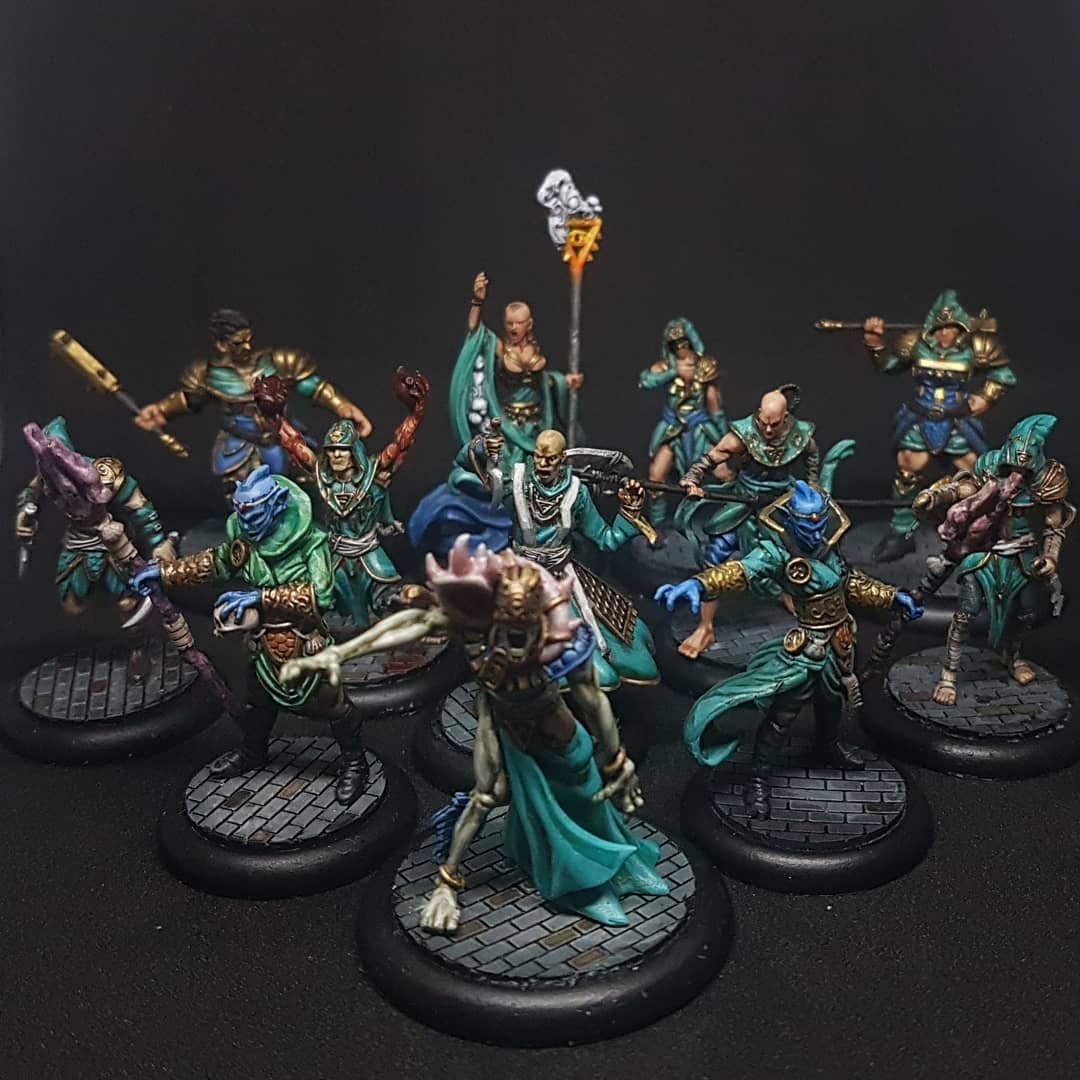 A group shot of the Church Of Dagon Cultists, including The Voice Of Dagon and two Magi Rashaar
