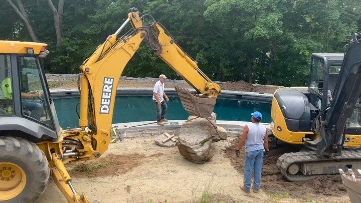 Working with the A-Team on boulder placement at our project in Old Lyme!

This giant rock was found on site 👍