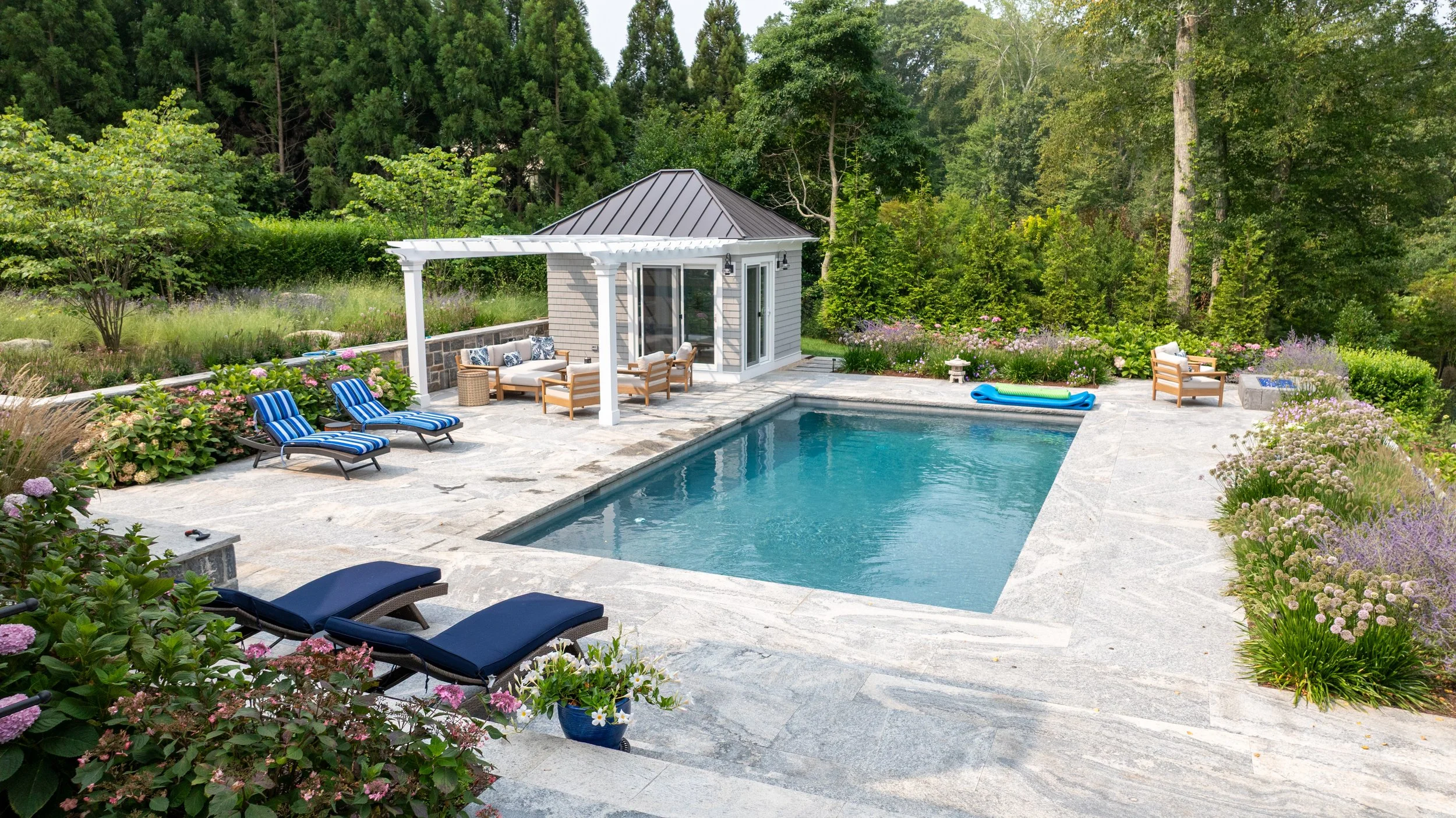 Make fire pit rocks light gray.jpg