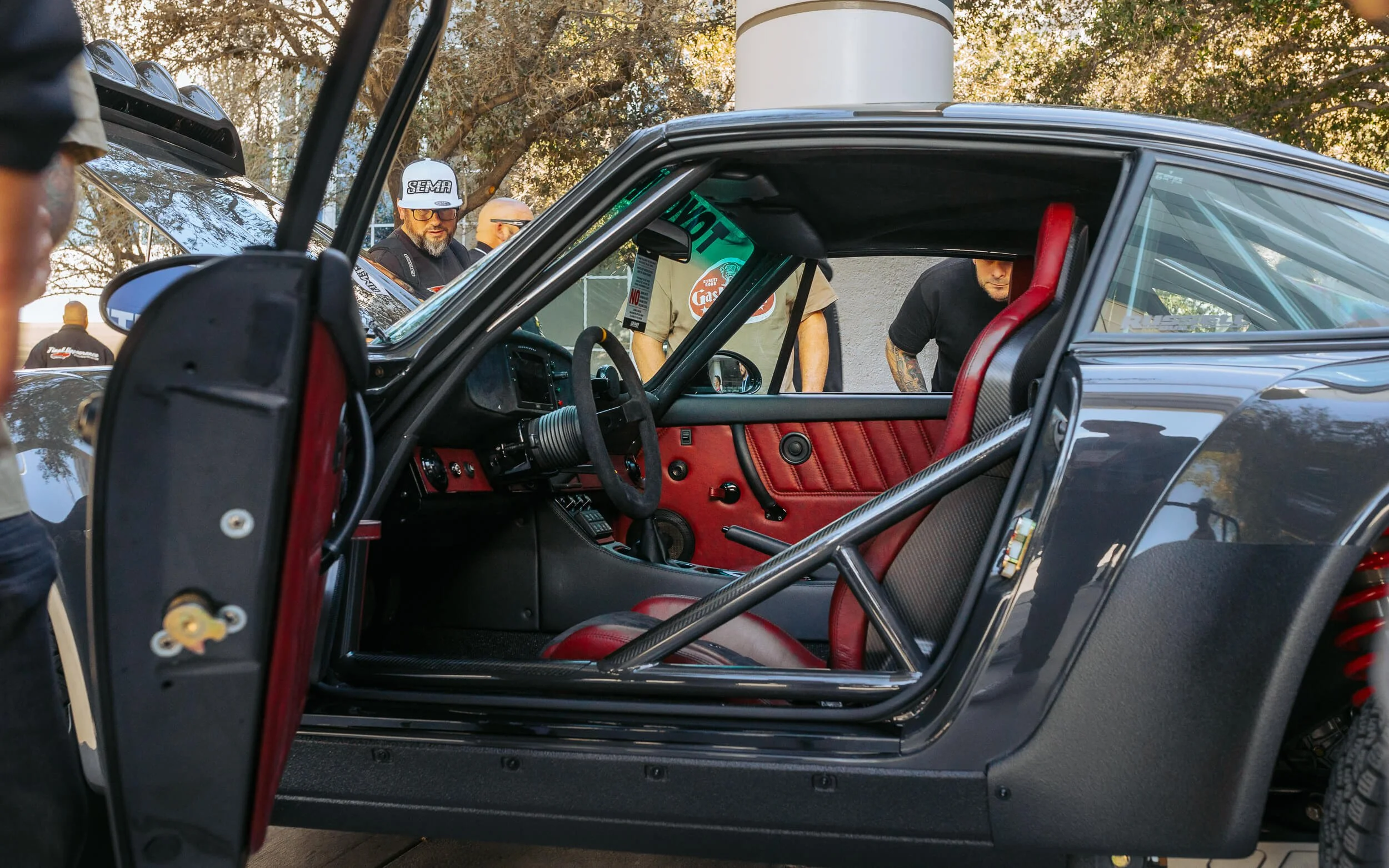 WEB_20221101 SEMA Show Madness-218.jpg