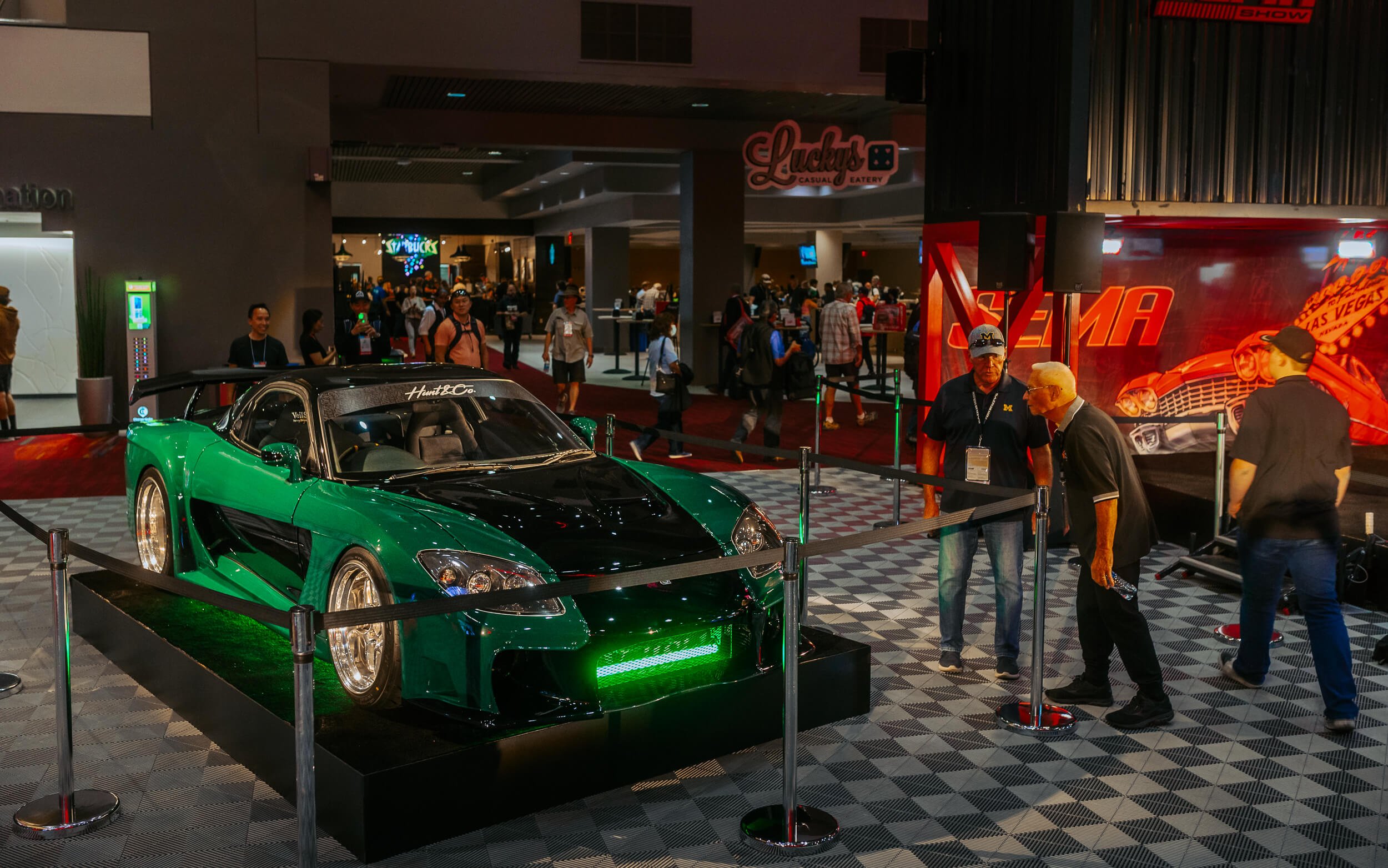 WEB_20221101 SEMA Show Madness-225.jpg