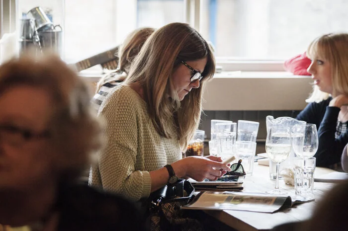 How to live tweet: A guide to creating useful, shareable and error-free content