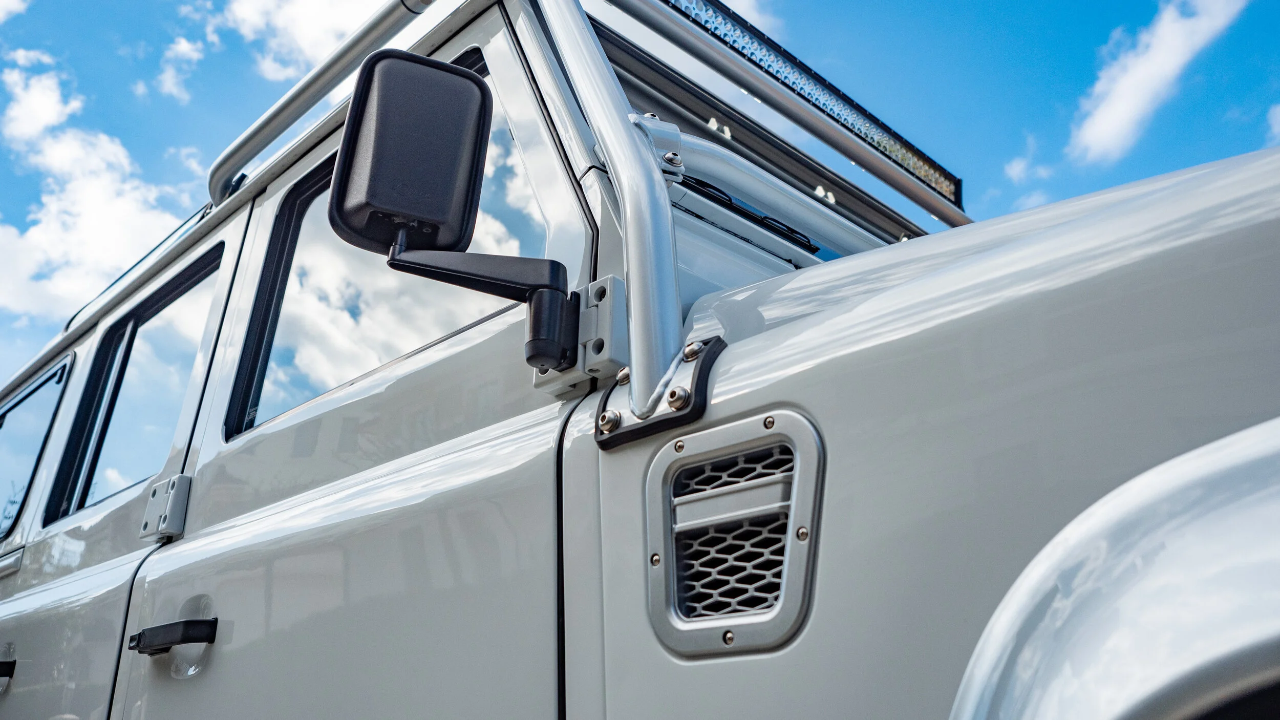 Building a Custom 9-Seat Land Rover