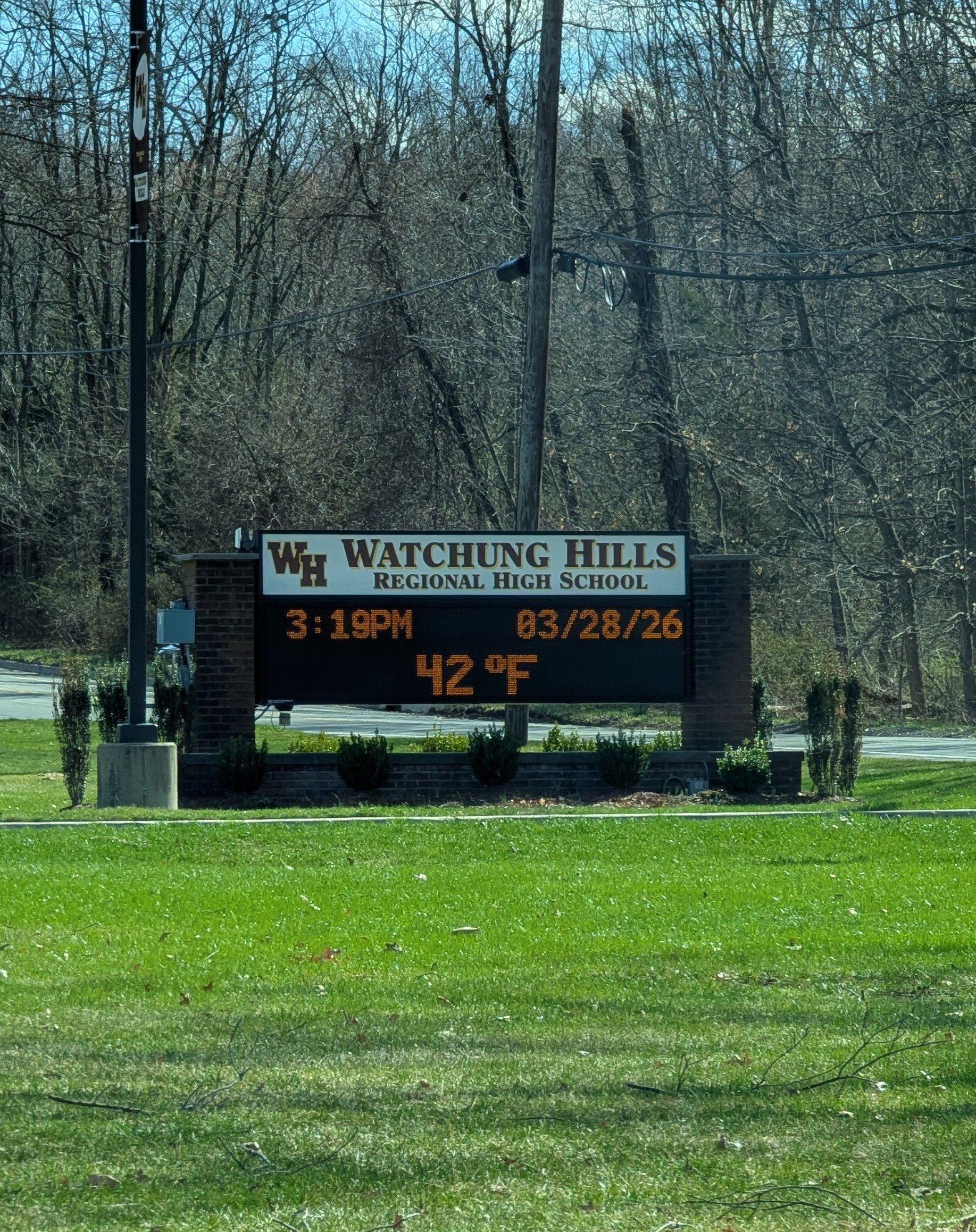 Another seat belt reminder sign