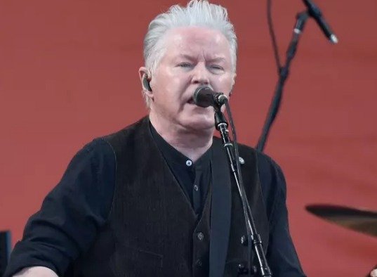 #TheEagles played their first non-Sphere show since 2024 as they took the stage at the New Orleans Jazz &amp; Heritage Festival on Saturday night, but things didn&rsquo;t go to plan. They departed with about 20 minutes left in their allotted set time