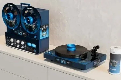 To mark the band's upcoming Splat! album, #DeepPurple has collaborated with renowned Swiss audio equipment manufacturer Revox to produce a limited range of hi-fi products. The range includes a limited run of 25 B77 MK III reel-to-reel tape machines, 