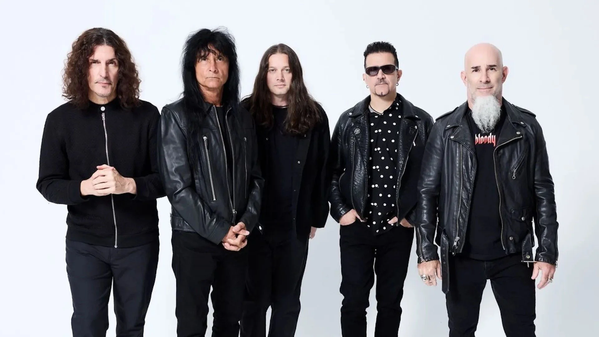 Thrash legends #Anthrax have announced their first album in a decade, titled Cursum Perficio which will be releasing September 18th. 'It&rsquo;s For The Kids', a single from the upcoming album, is now viewable on YouTube 

Get the Live 365 App and se