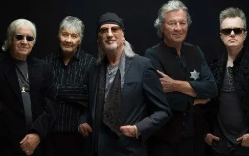 #DeepPurple have released a second single from their upcoming 24th album, Splat! The new track 'Diablo' follows in the sonic footsteps of first single Arrogant Boy, and finds the band in typically frisky form. According to frontman Ian Gillan, the so