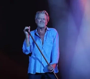 #DeepPurple is adding new concert dates onto their globe-trotting tour in support of their newest album 'SPLAT!'. The tour was originally only running through September but will now conclude in Mexico City on December 19th. The new additional dates a