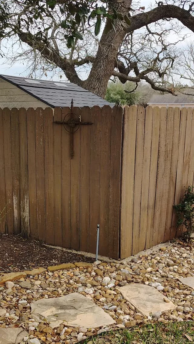 Did you know we do fence installations and restorations? We can make your backyard, garden, and patio looking good as new! #smallbusiness #landscaping #aggieowned #lockettlandscape