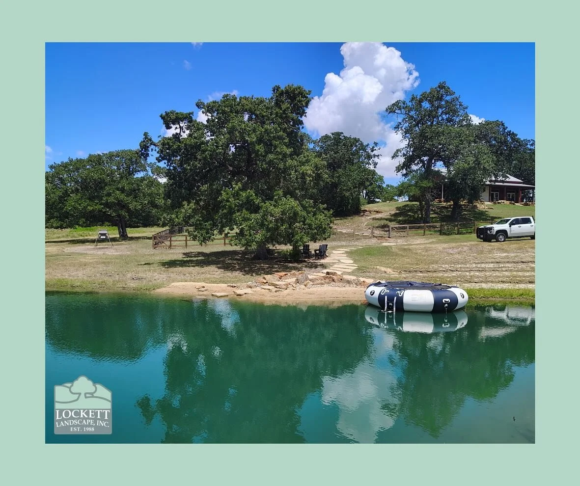 Check out these images from a few recent projects that we have been working on! If you would like to request a free consultation, give us a call at:
 (979) 846-5347! #landscaping #design #freeconsultation #smallbusiness