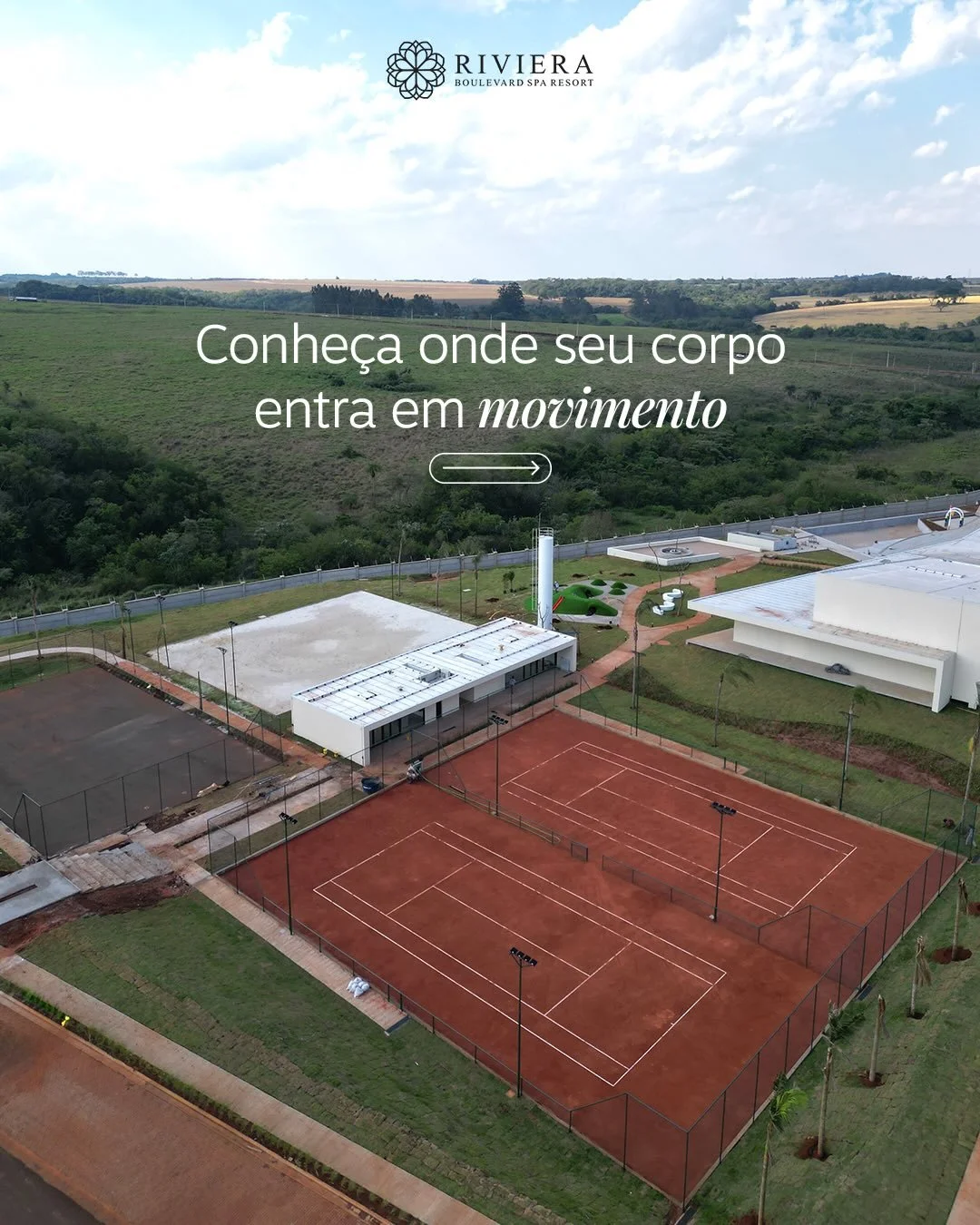 T&ecirc;nis, beach tennis e uma estrutura pensada para que viver bem tamb&eacute;m signifique ter mais oportunidades para cuidar de voc&ecirc; todos os dias.🏃🏼&zwj;♂️🎾

E falta pouco para essa rotina come&ccedil;ar: em outubro, o Riviera Boulevard