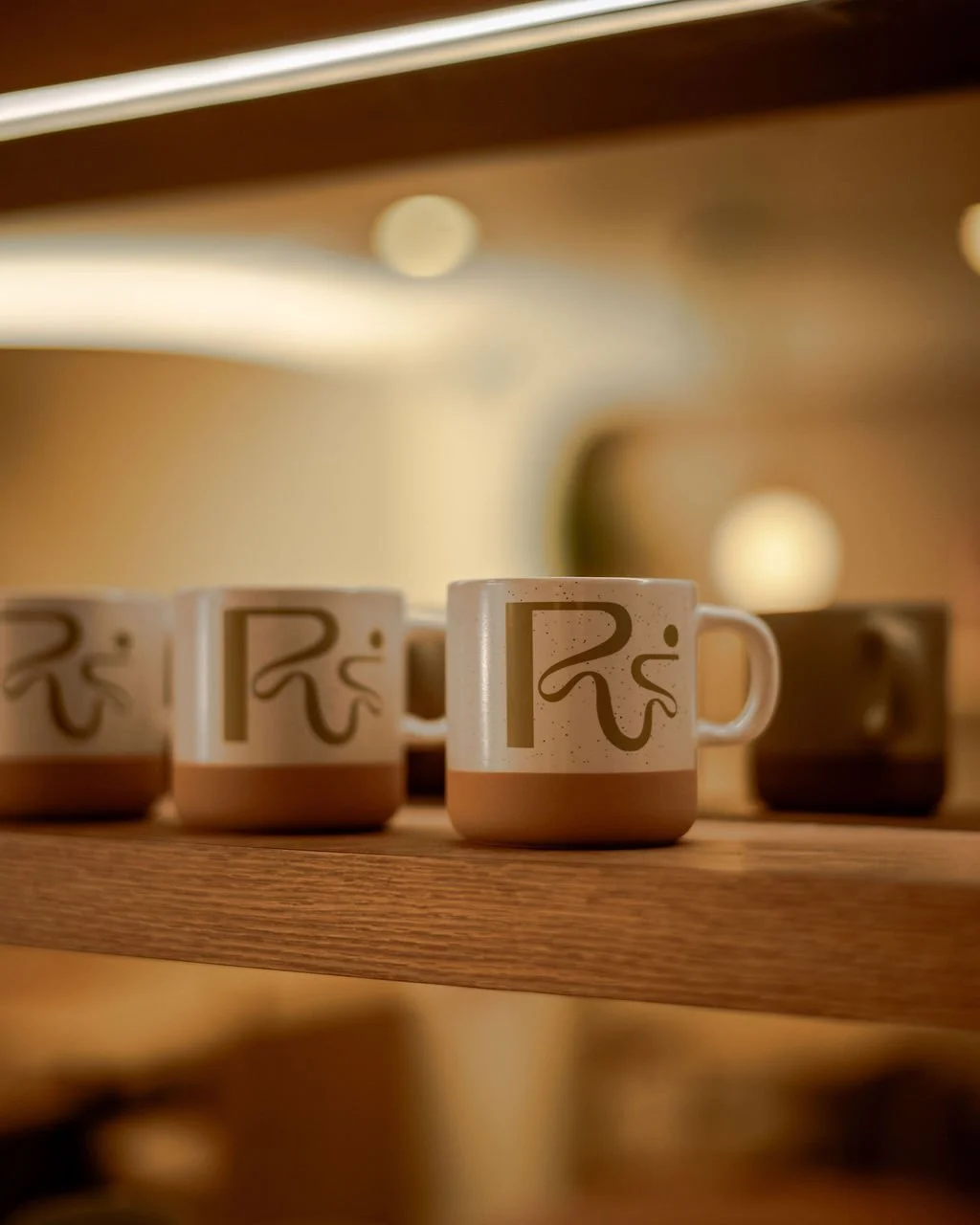 custom coffee cups with roadrunner logo