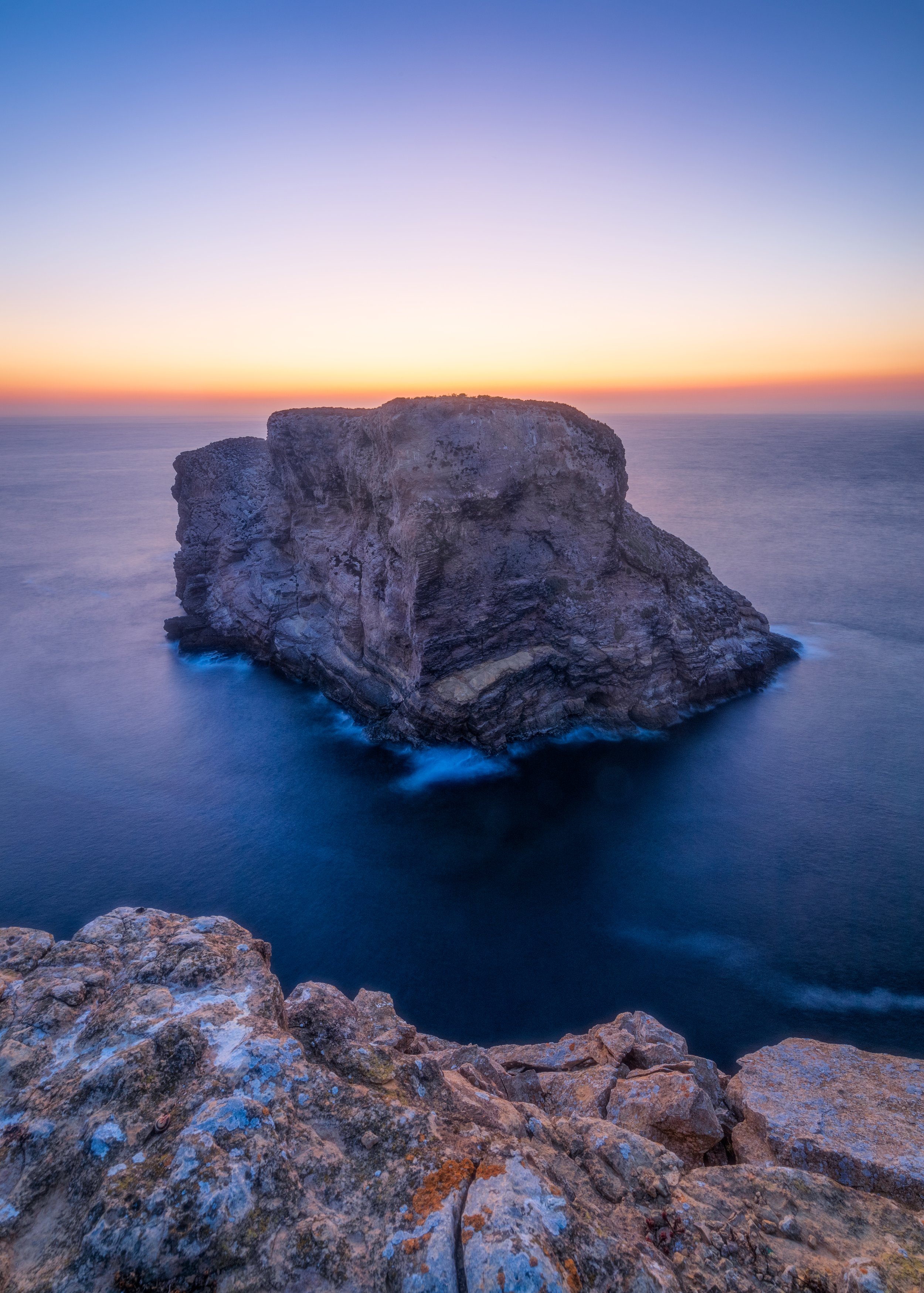 HK_Sagres_Seastack_BlueHour_web.jpg