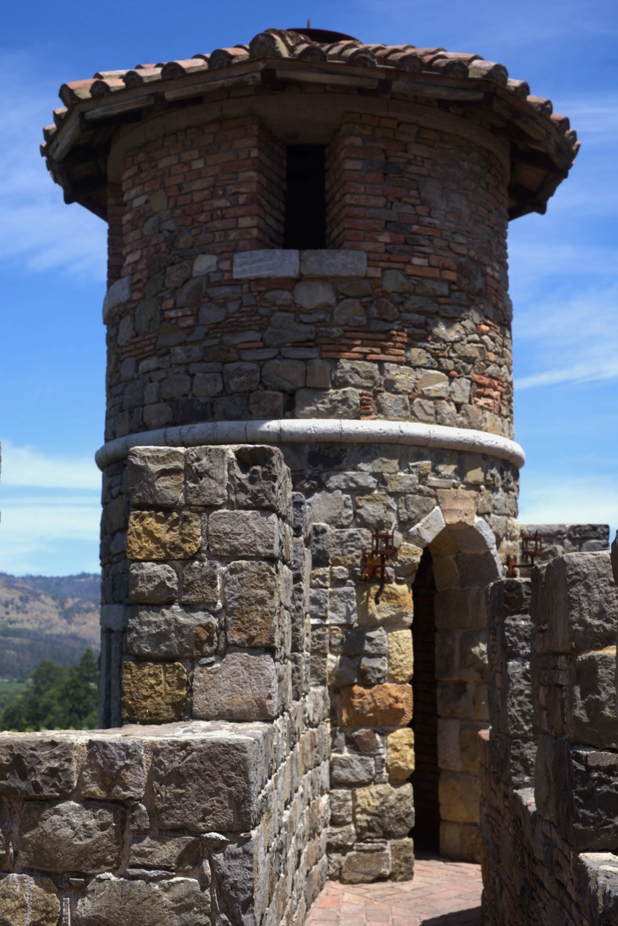 Castle 2.jpg
