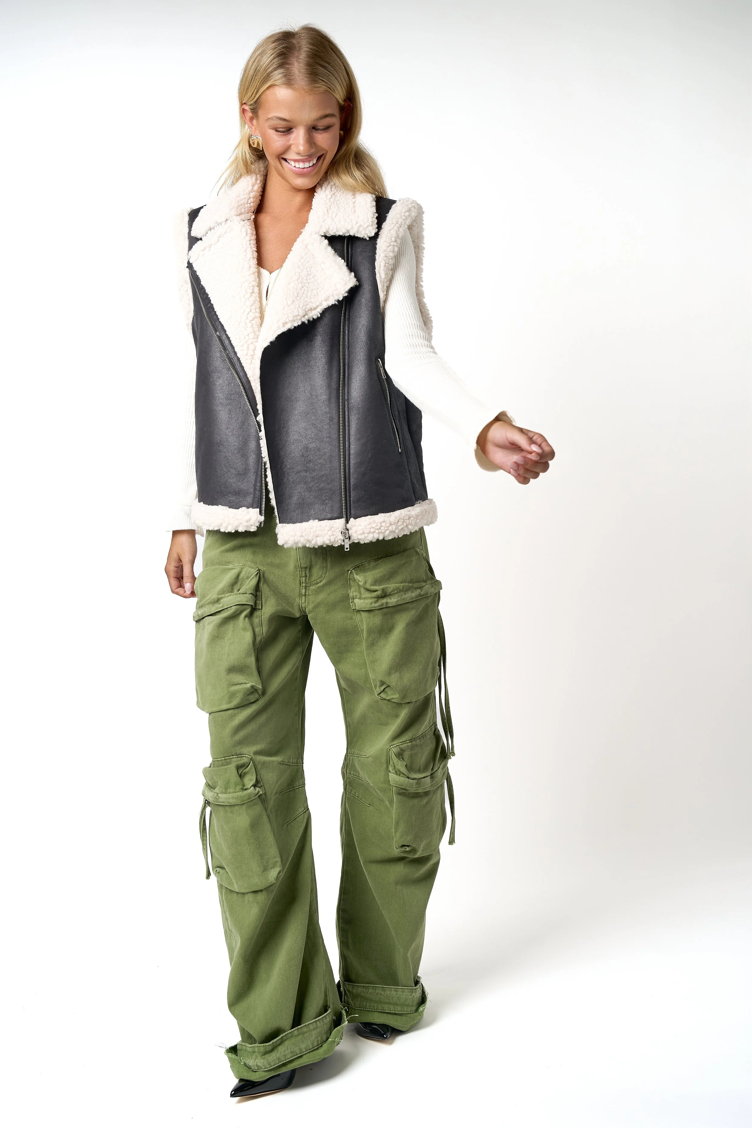 JPEG - Full size, highest quality_Lexi Phillips_Capture_Kerwin Davis_0.jpg
