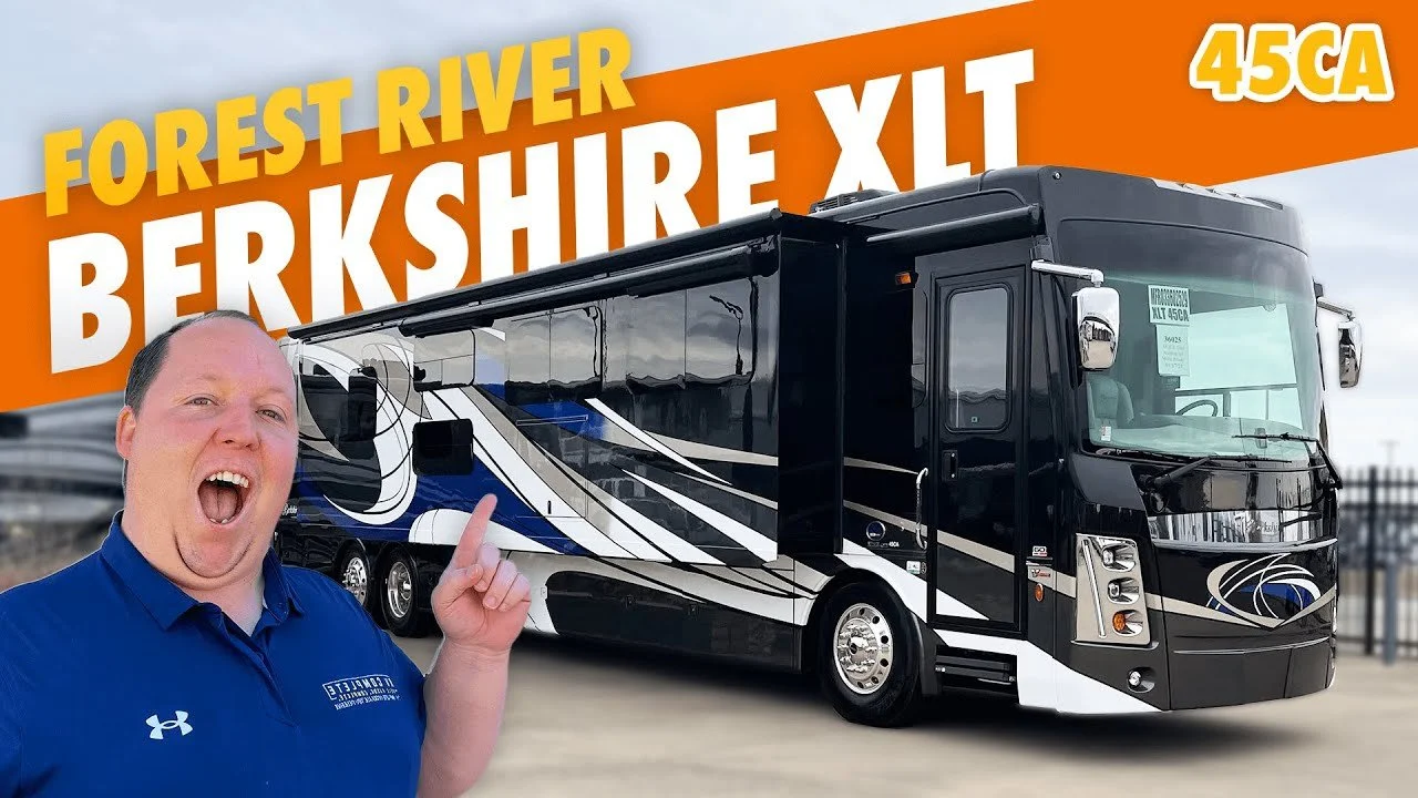 3 Class A Motorhomes with 2 Full Baths — Matt's RV Reviews