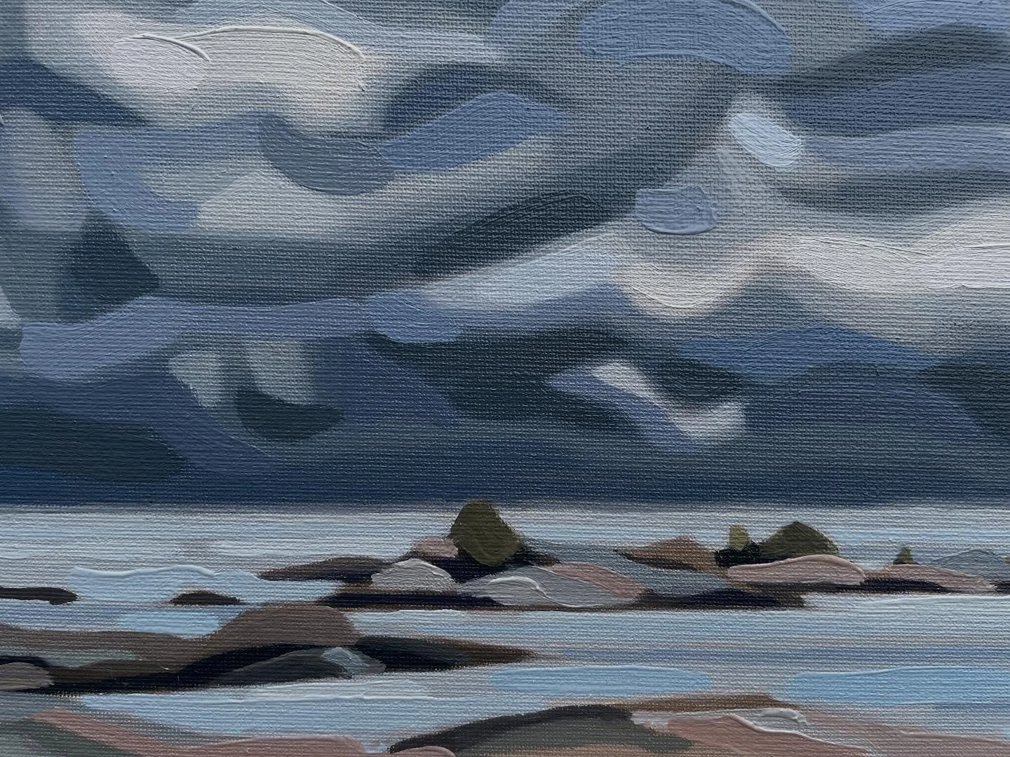 A plein air sketch from a few weeks ago, somewhat rushed due to the threat of rain.  Finishing touches added in studio.  #swipleft⬅️