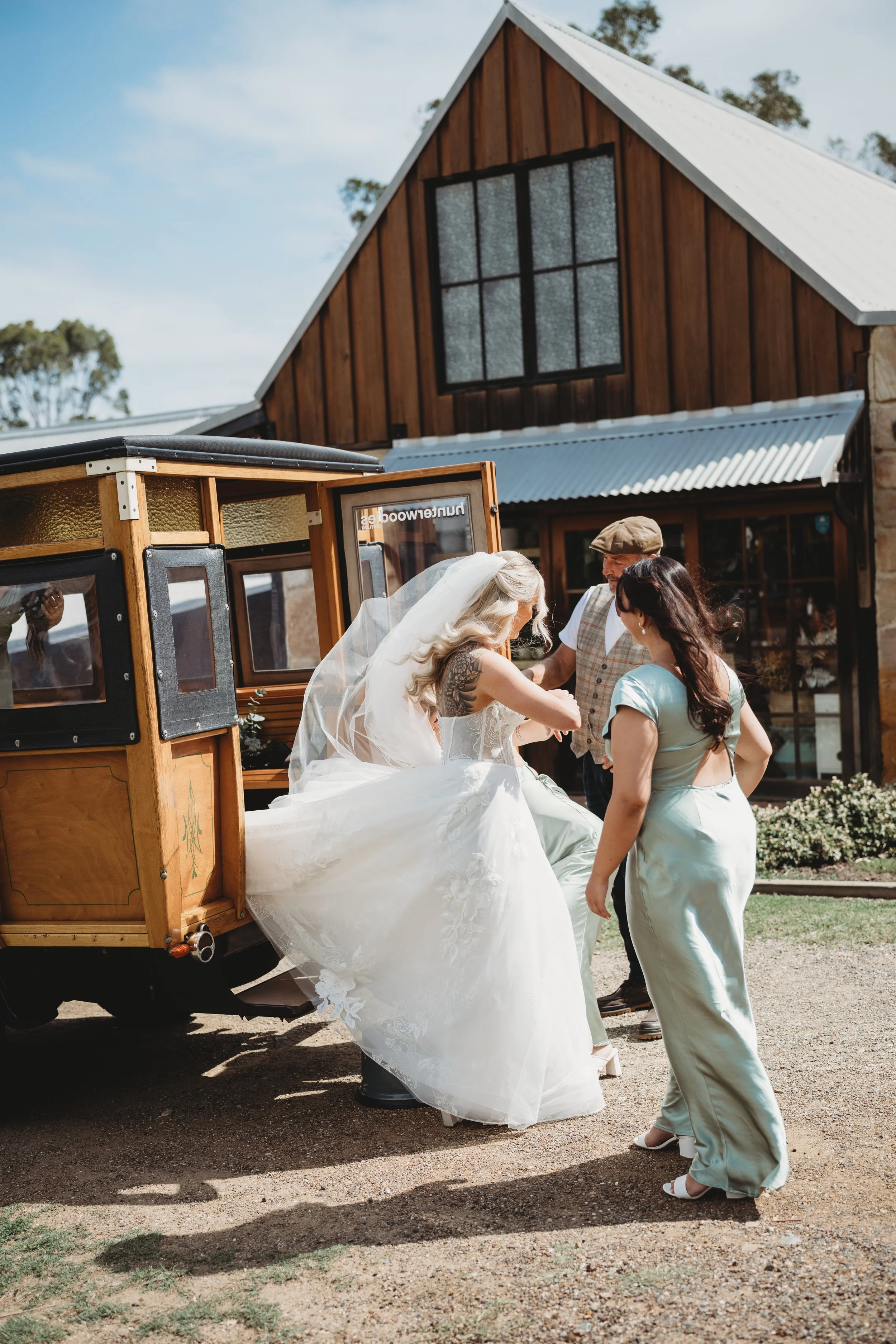 Kayla&NickSneakPeaks_JPCreative-44.JPG
