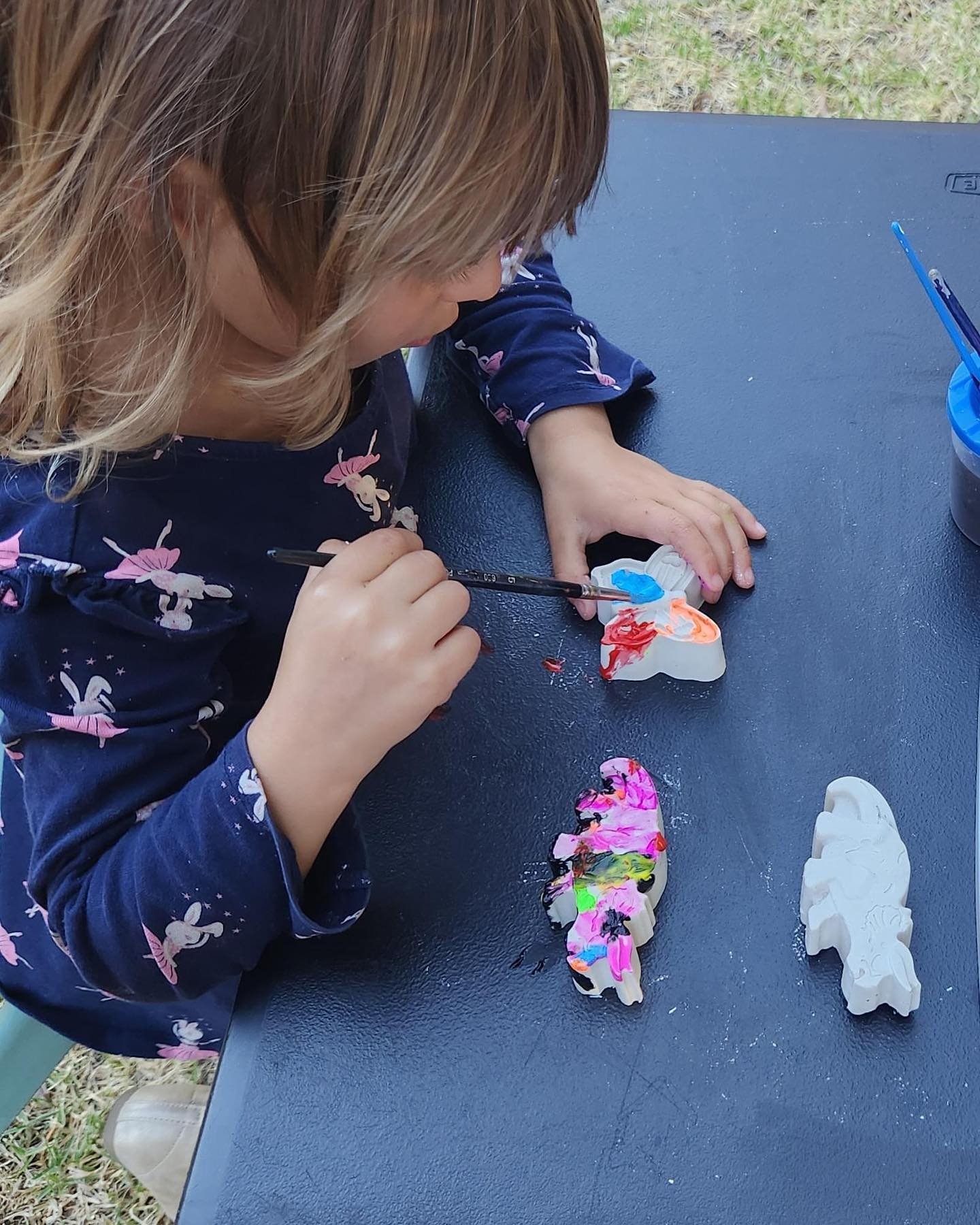 MESSY PLAY PLASTER PAINTING 🎨👩&zwj;🎨

Gather your little Picasso&rsquo;s and join us for Messy Play Plaster Painting 👧👦 

The perfect to keep the little ones entertained on Tuesday June 4th for only $10 🥳

Snacks, tea &amp; coffee will be avail